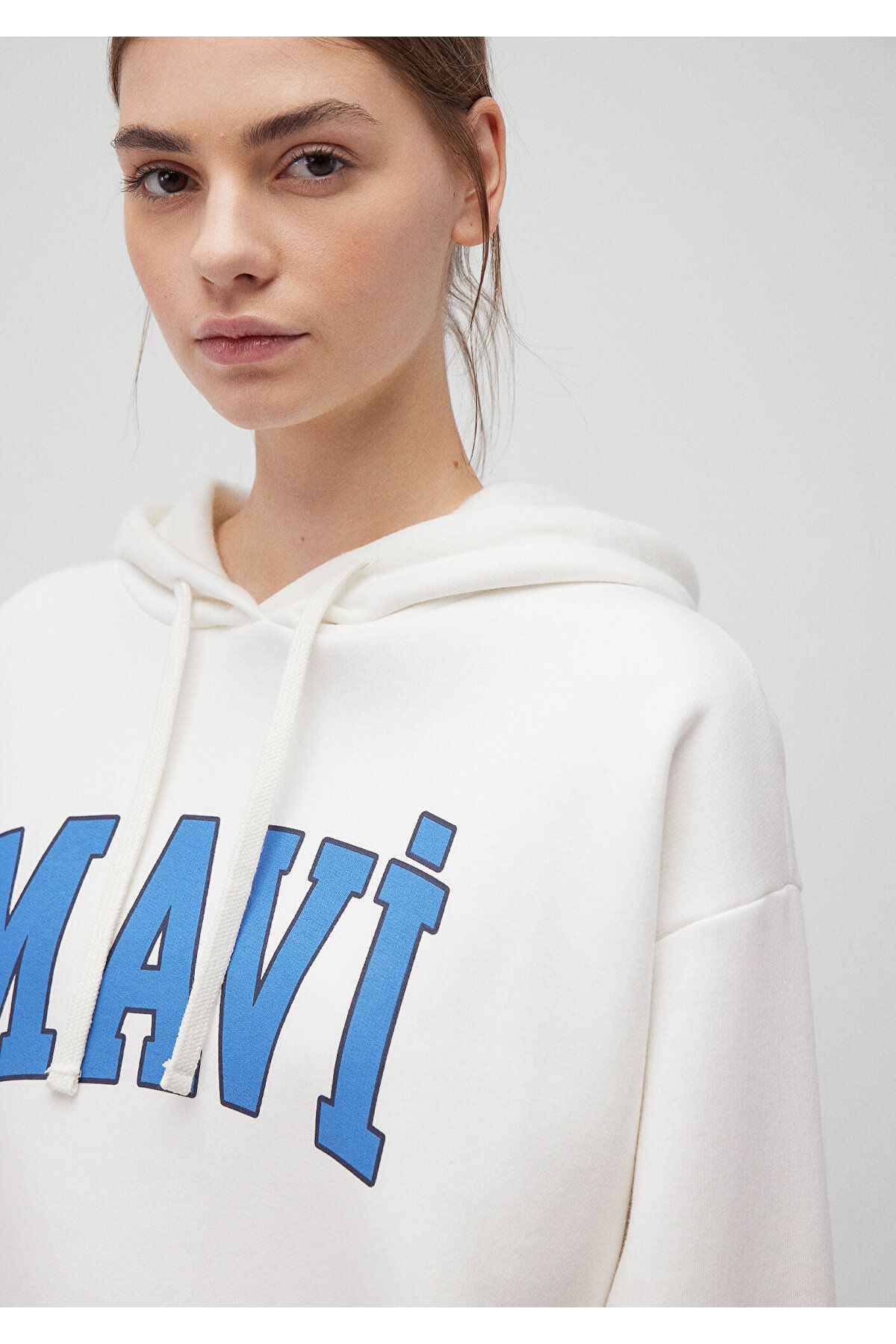 Logo Baskılı Kapüşonlu Beyaz Sweatshirt 1600361-81964