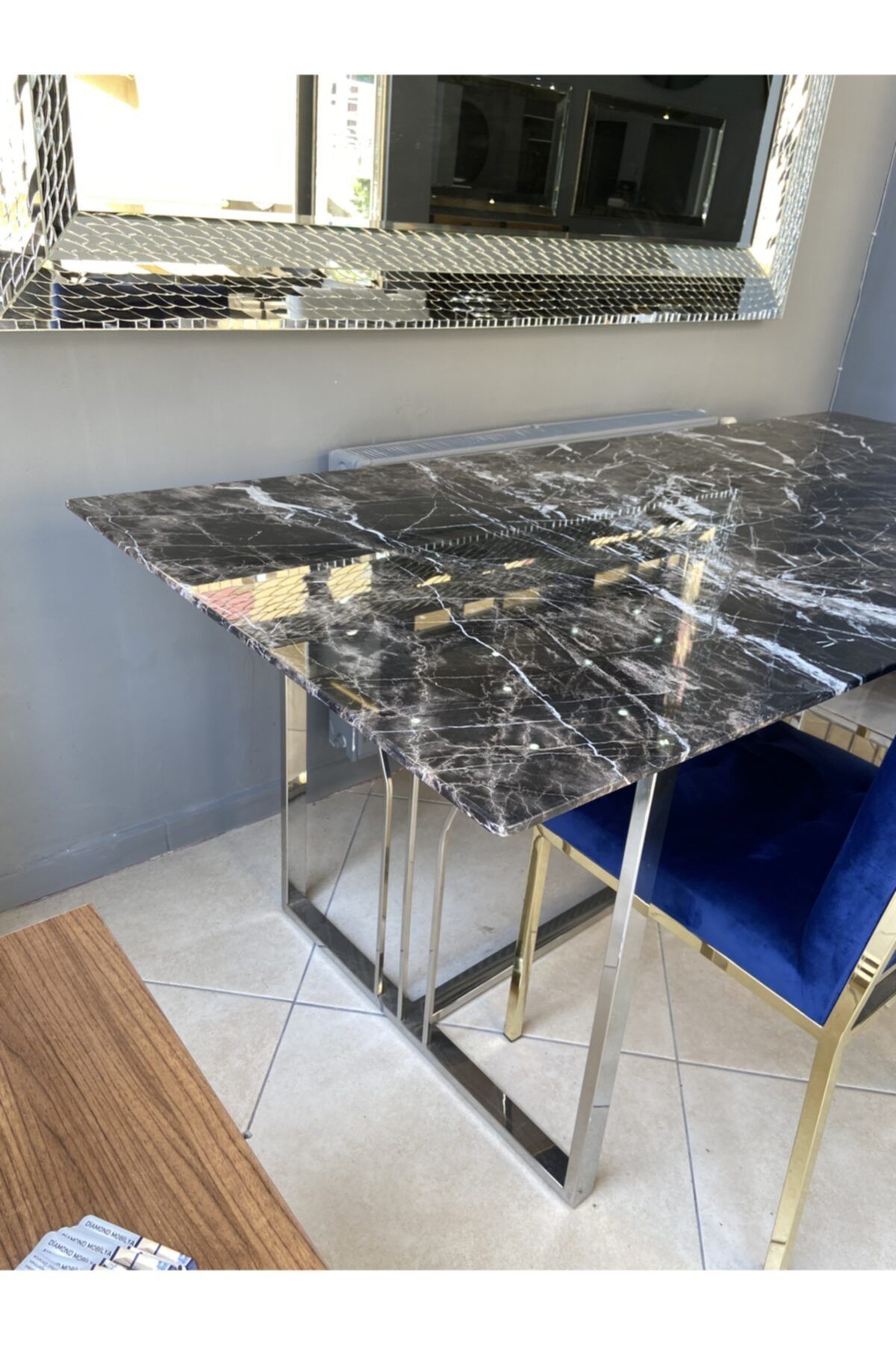 Diamond Mobilya Ayna Paslanmaz Mermer Yemek Masası