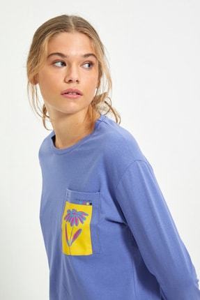 TRENDYOLMİLLA A&ccedil;ık Mor Sırt ve &Ouml;n Baskılı Semi-Fitted &Ouml;rme T-Shirt TWOAW22TS0036