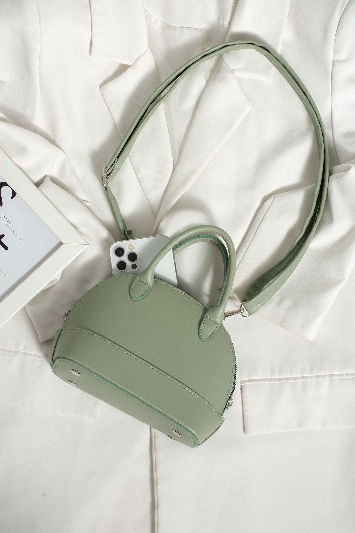 جعبه کراس بادی مینی بطری مدل D