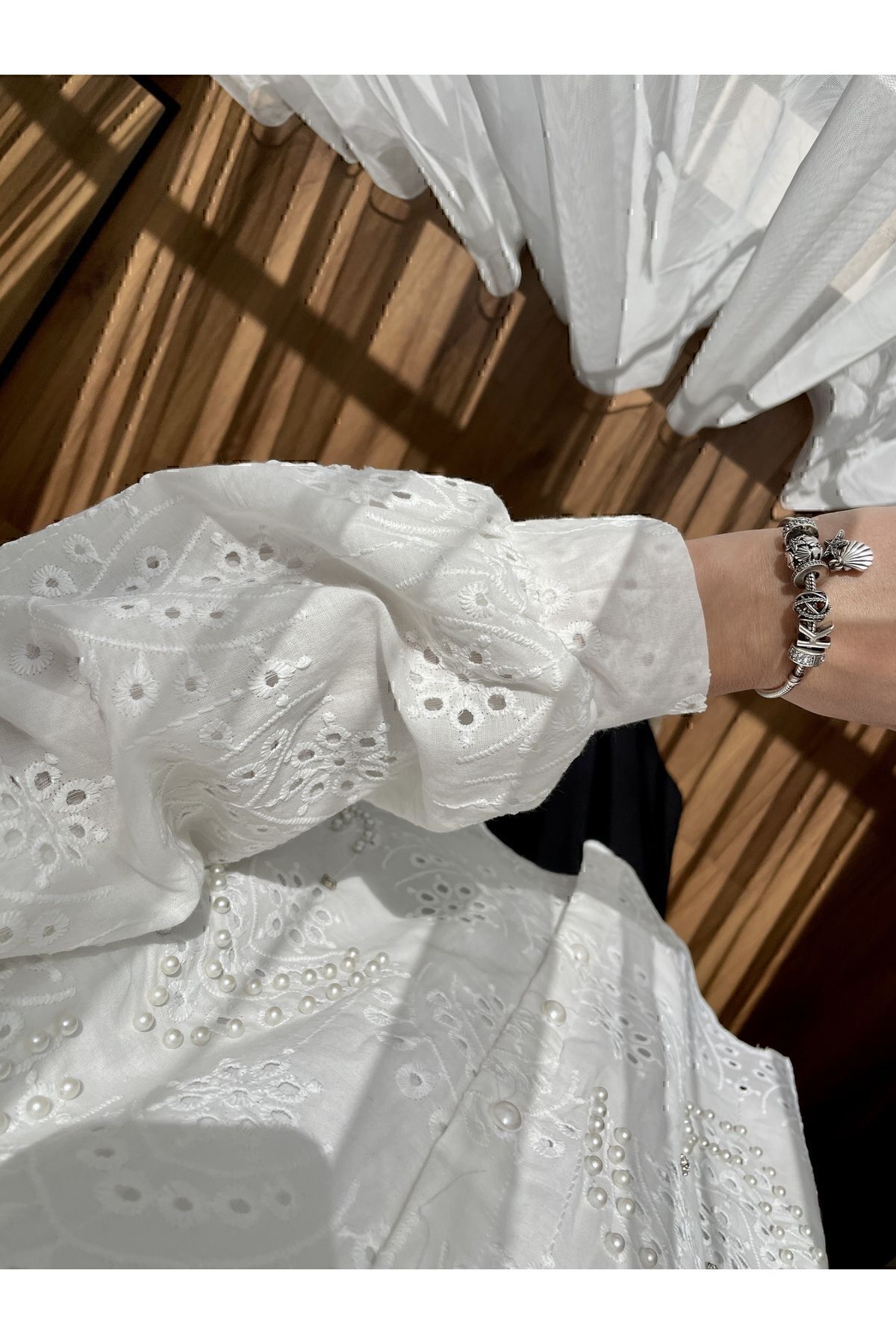 پیراهن گوش ماهی آستر پارچه ای مرواریدی