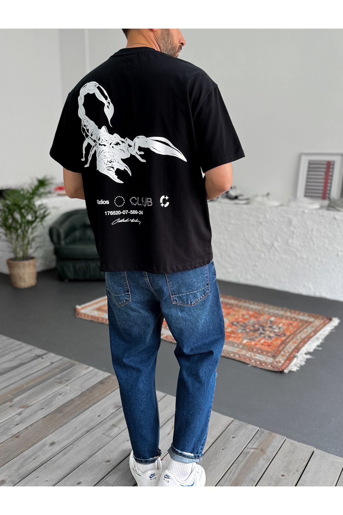 Siyah Scorpion Baskılı Oversize T-Shirt C-1217