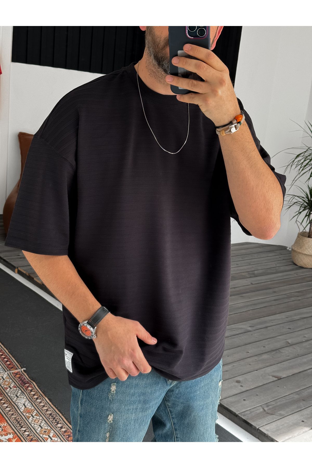 Siyah Çizgili Kabartmalı Oversize T-Shirt B-1059