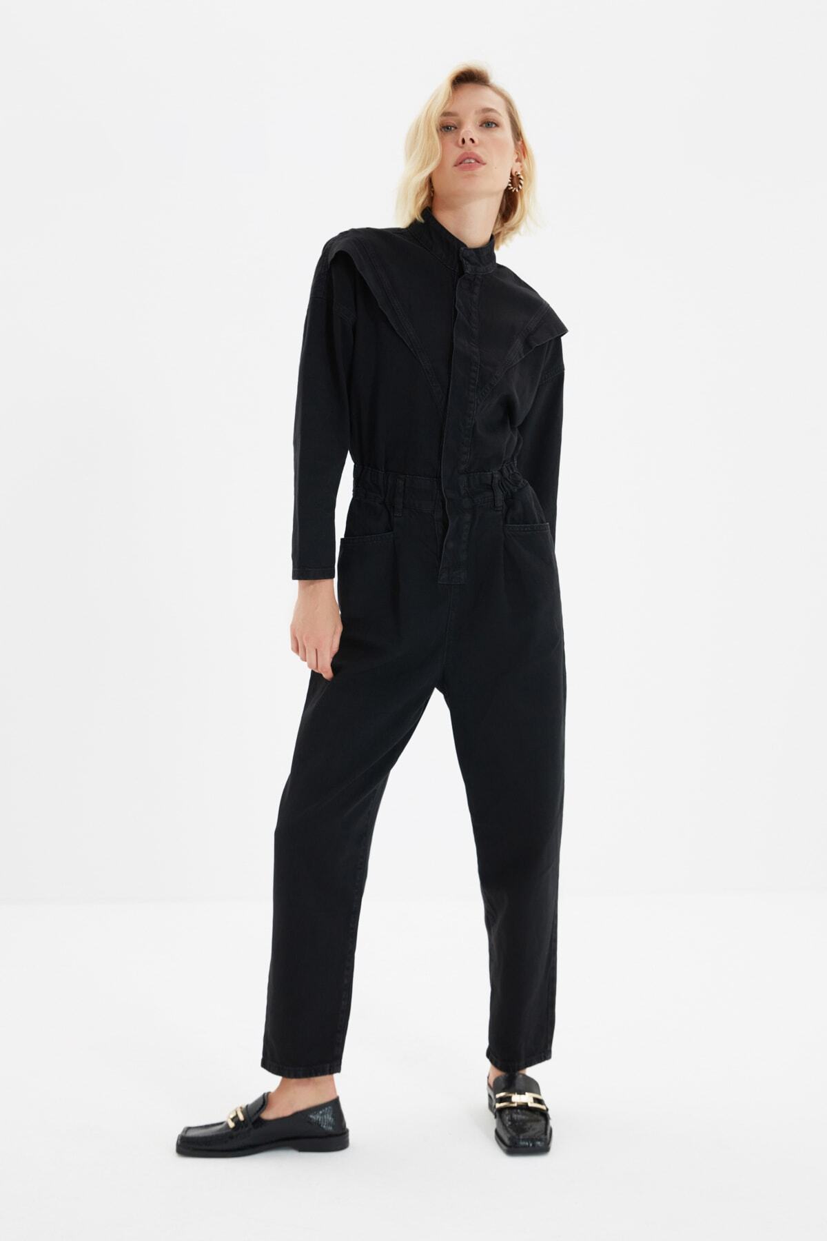 TRENDYOLMİLLA Siyah Dikiş Detaylı Denim Tulum TWOAW21TU0098