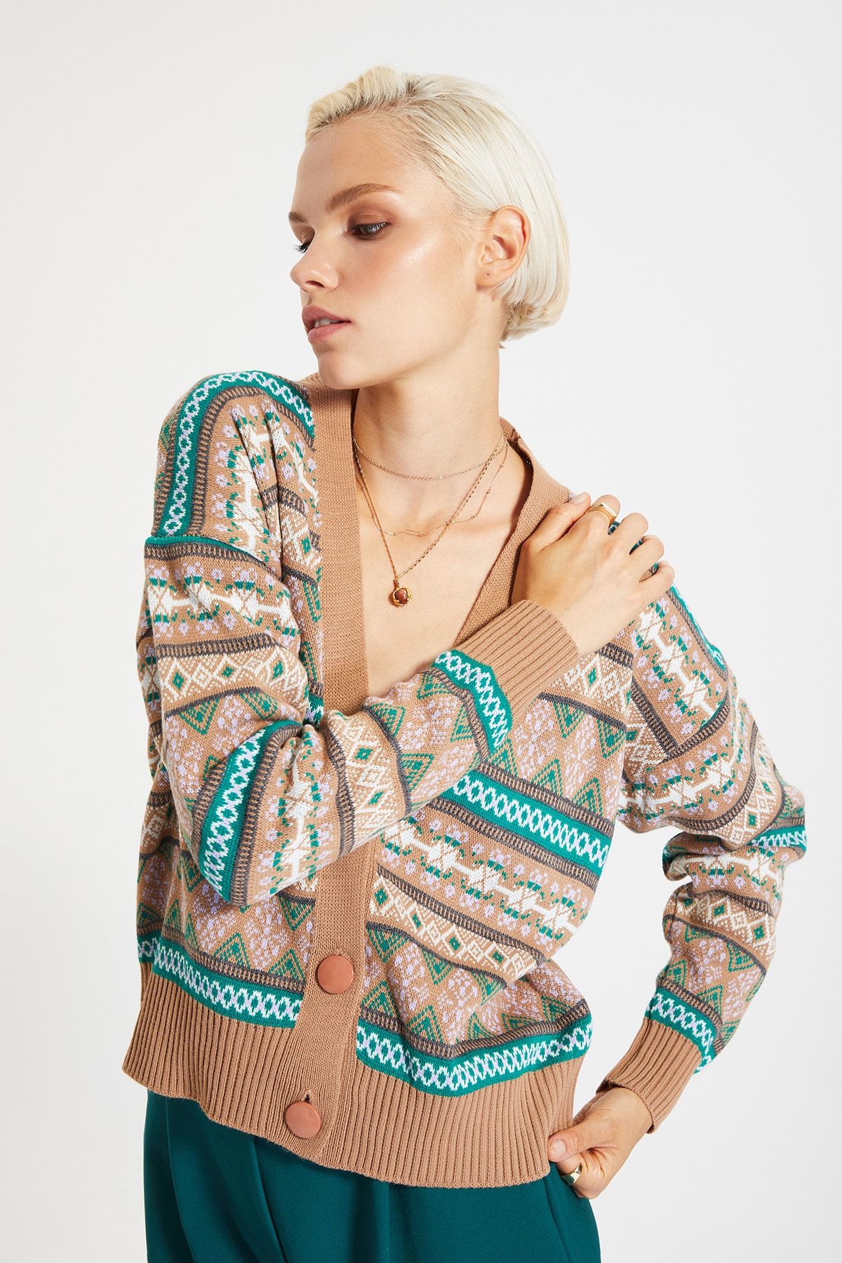 TRENDYOLMİLLA Camel Jakarlı Triko Hırka TWOAW22HI0347