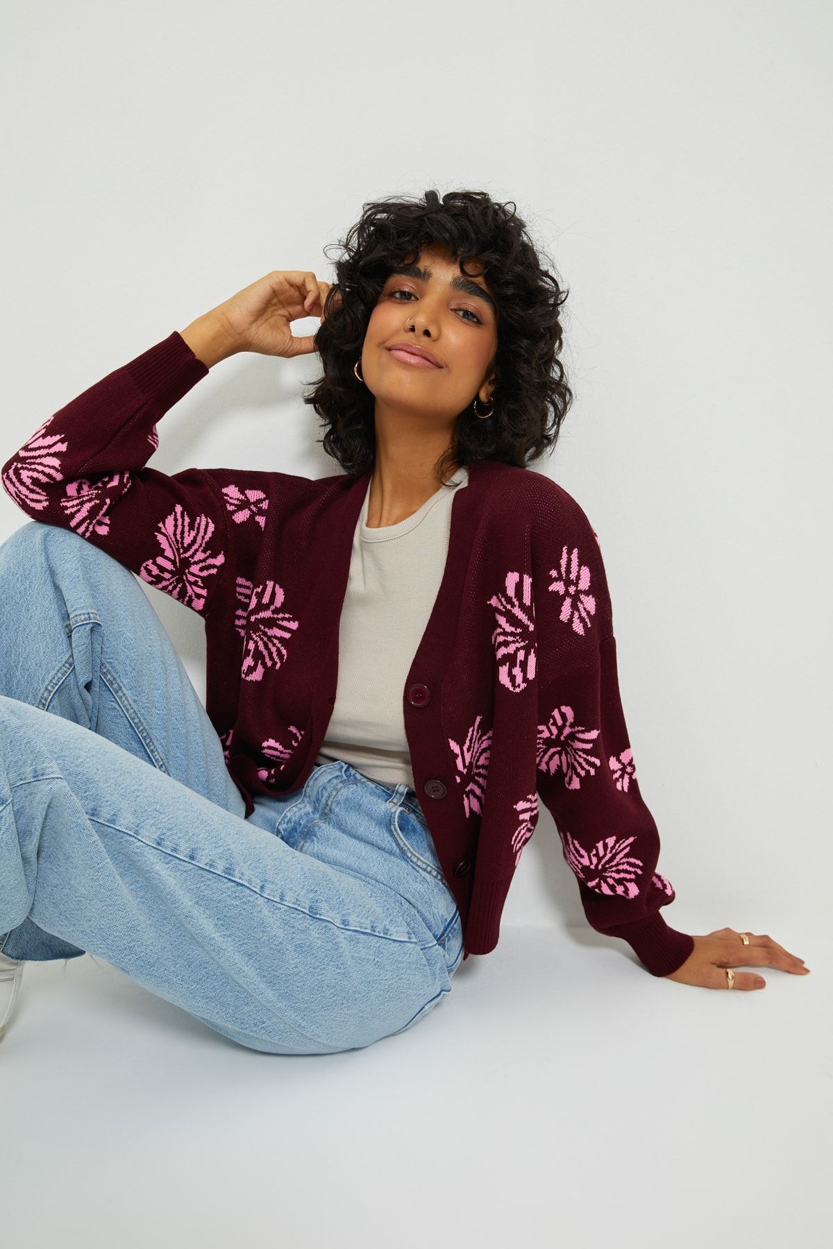 TRENDYOLMİLLA Bordo Jakarlı Triko Hırka TWOAW22HI0519