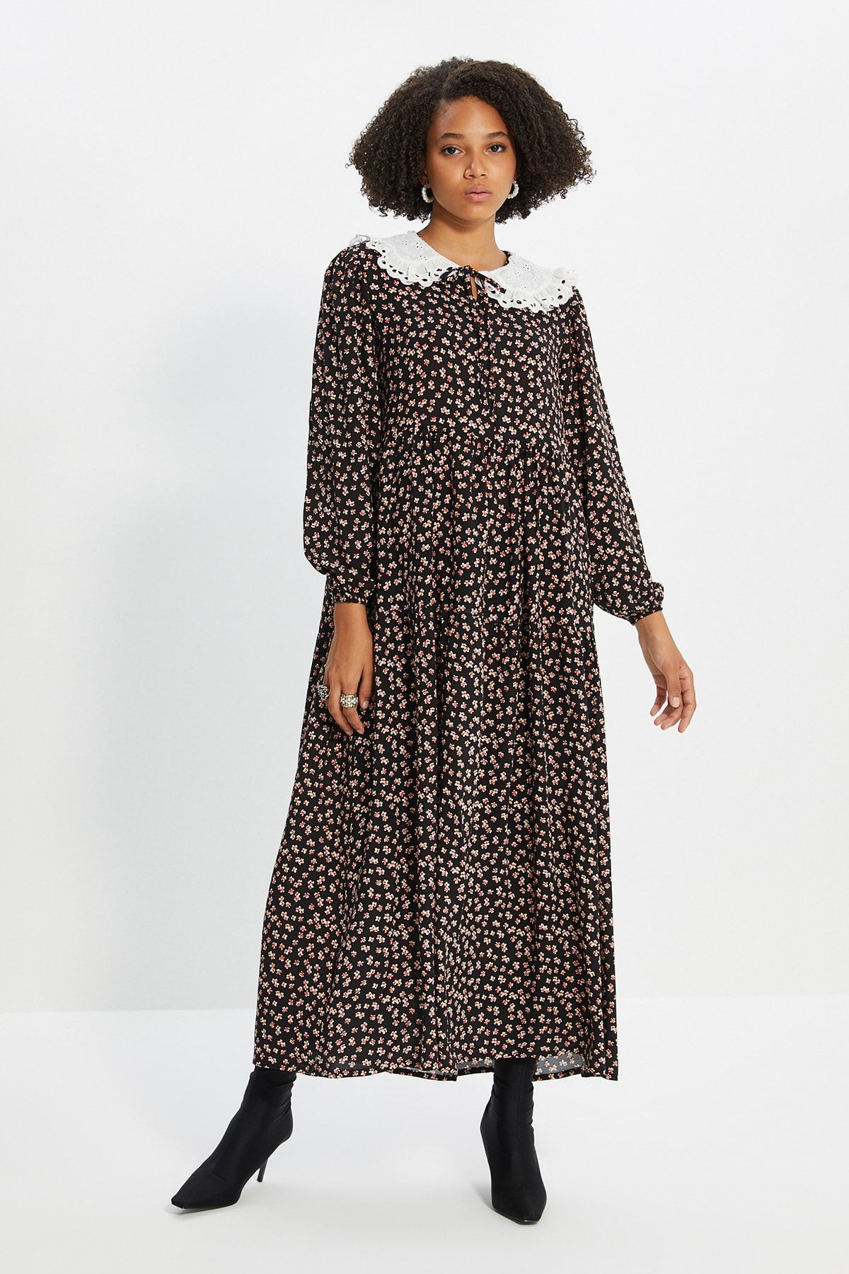 Trendyol Modest Siyah Bebe Yaka Viskon Tesettür Elbise TCTSS21EL3655