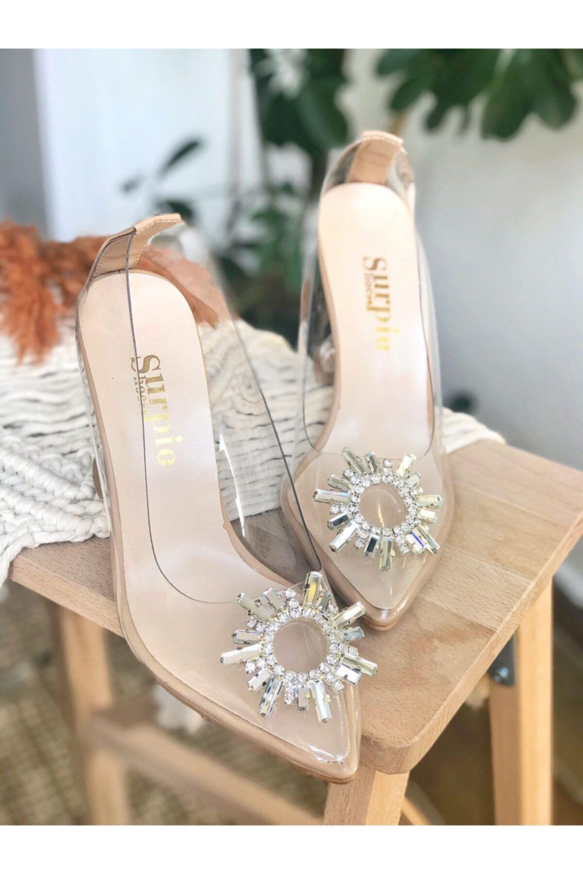 Surpie Shoes Taş Detaylı Şeffaf Topuklu Ayakkabı