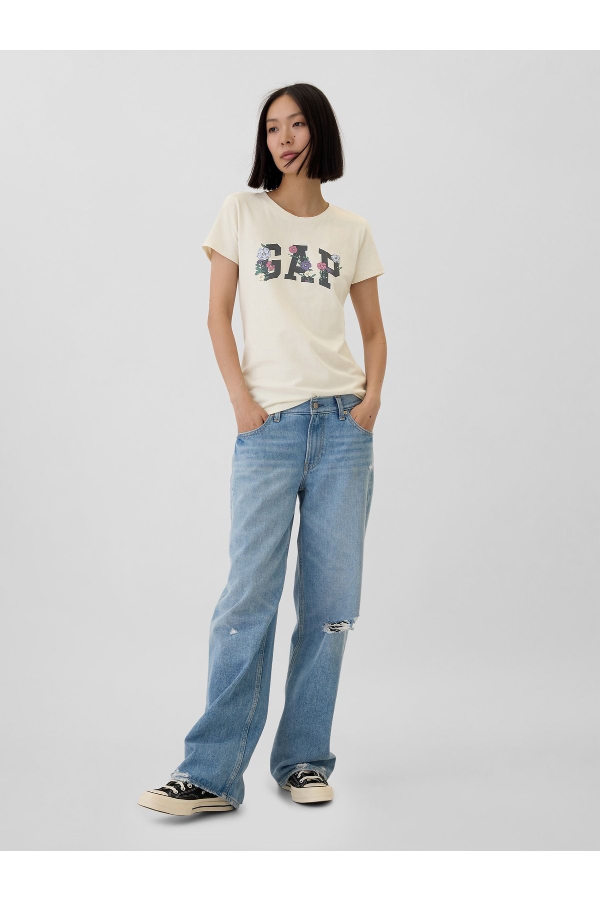 Kadın Kırık Beyaz Gap Logo T-Shirt