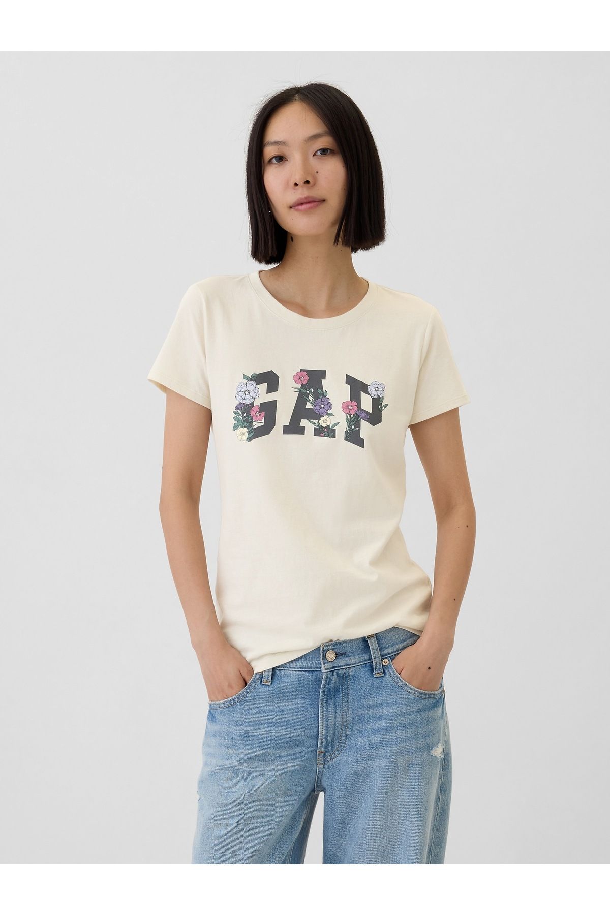 GAPKadın Kırık Beyaz GapLogo T-Shirt