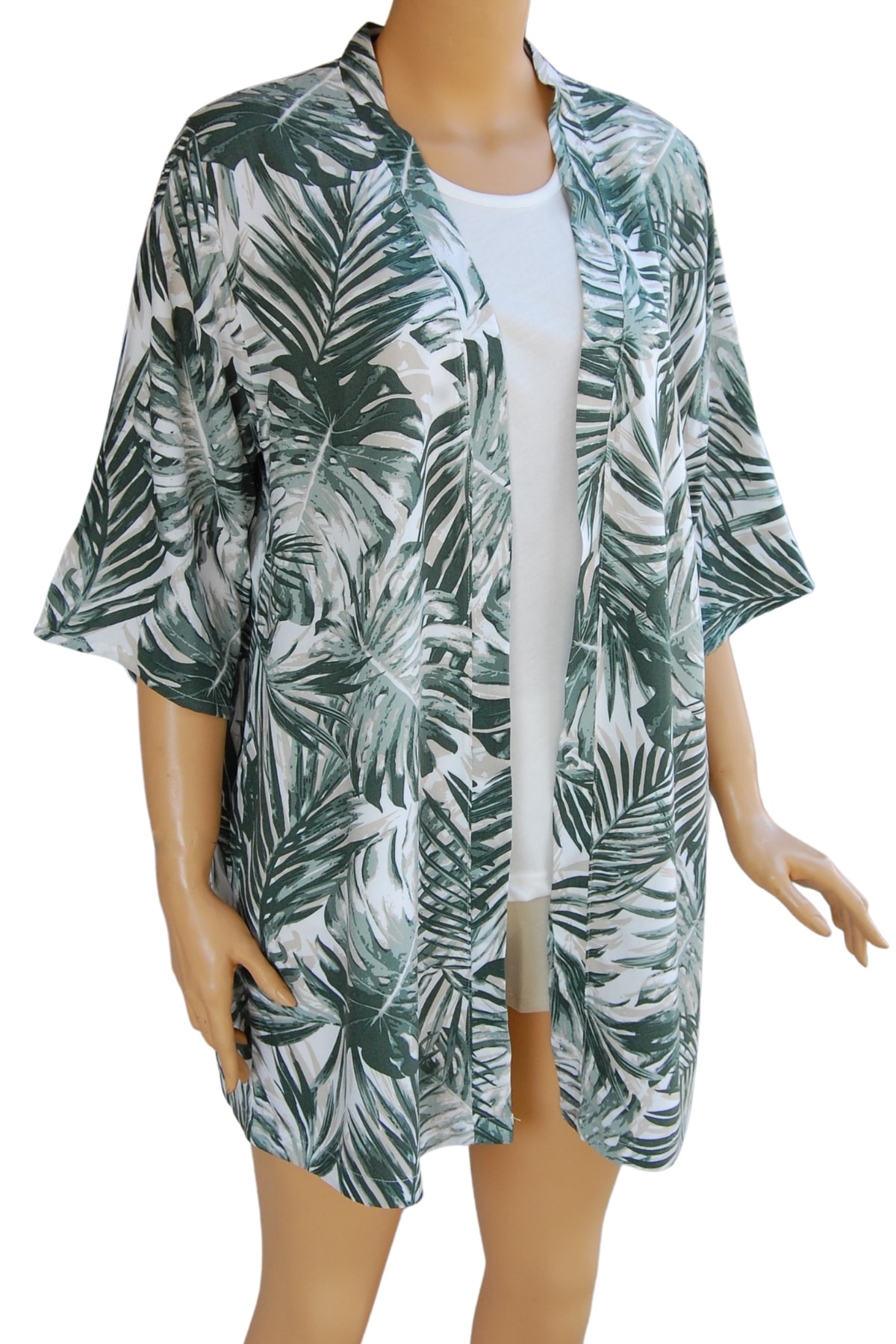 Giyimde Evrim Kimono Yaprak Desenli