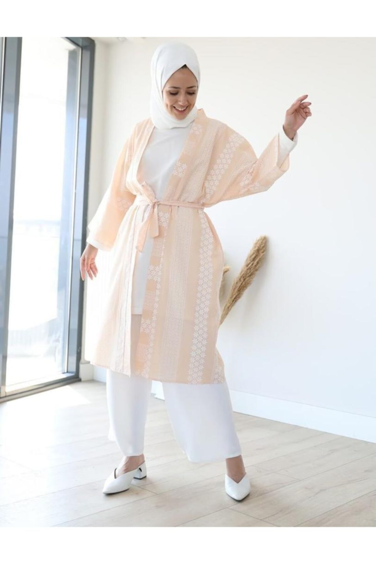 İNCEAYAKKABI Kadın Çiçekli Kuşaklı Kimono