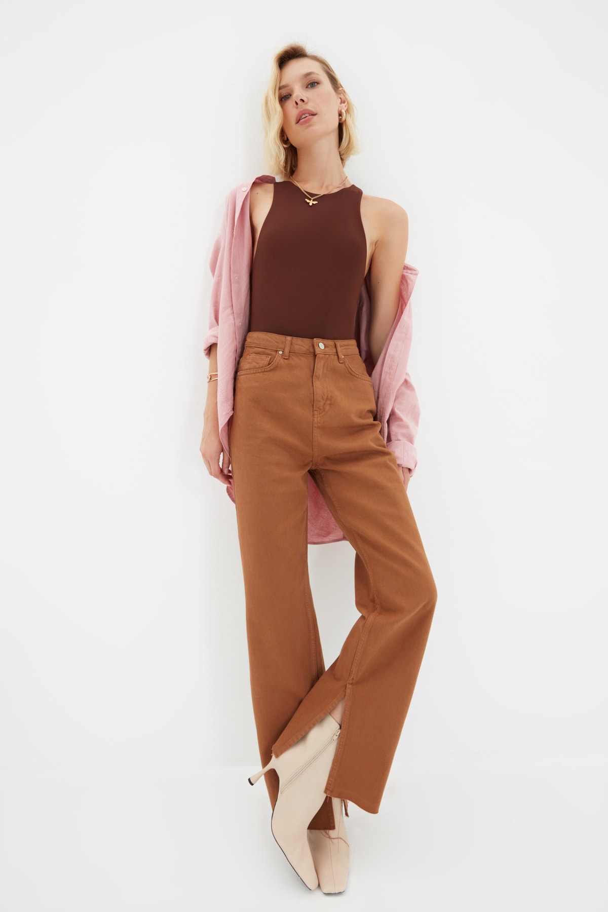 TRENDYOLMİLLA Camel Yırtmaçlı Yüksek Bel  90's Wide Leg Jeans TWOAW22JE0298