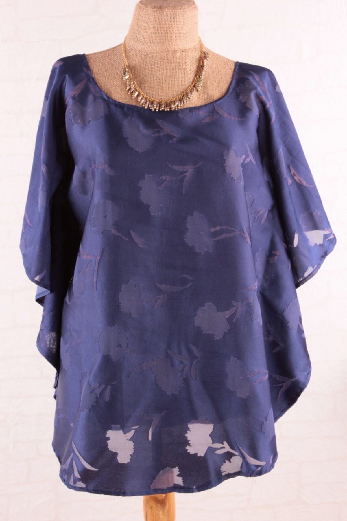 TUNİKSALVAR BY MELEK GÜVEN Tuniksalvar Saten Şifon Lacivert Çiçekler Lazer Kesim Pareo Tunik