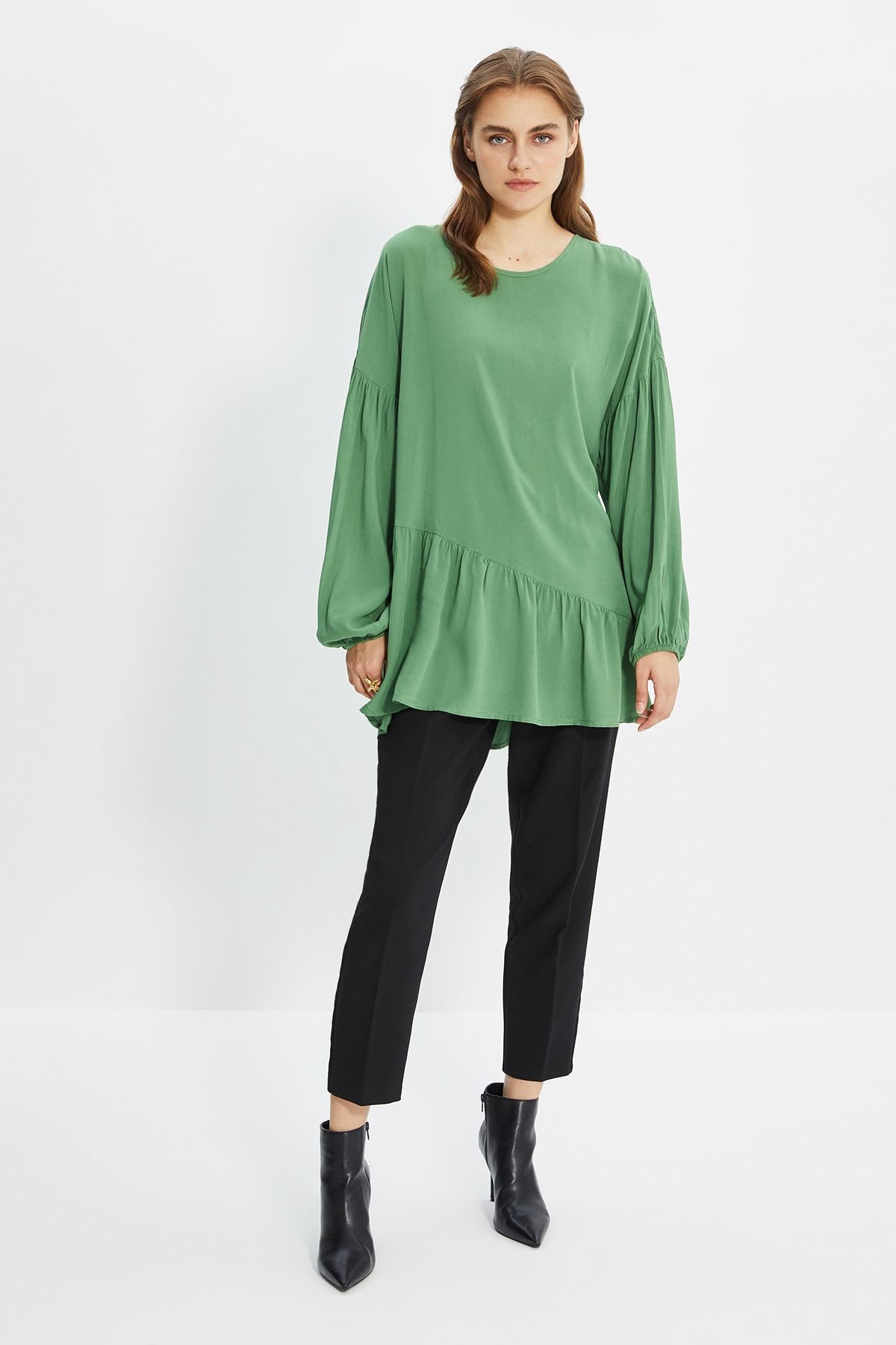 Trendyol Modest Koyu Yeşil Bisiklet Yaka Tunik TCTSS21TN0172