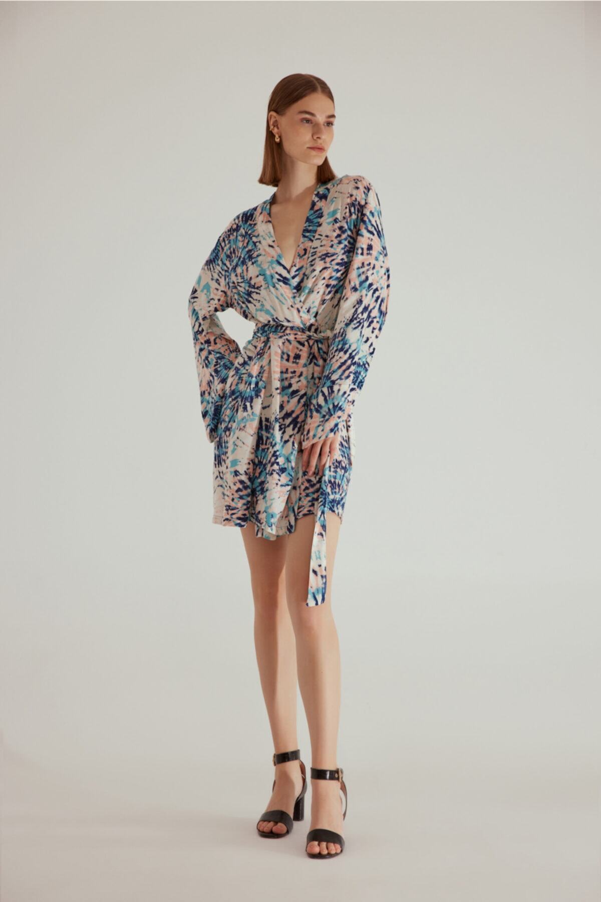 The Molc Nora Kimono