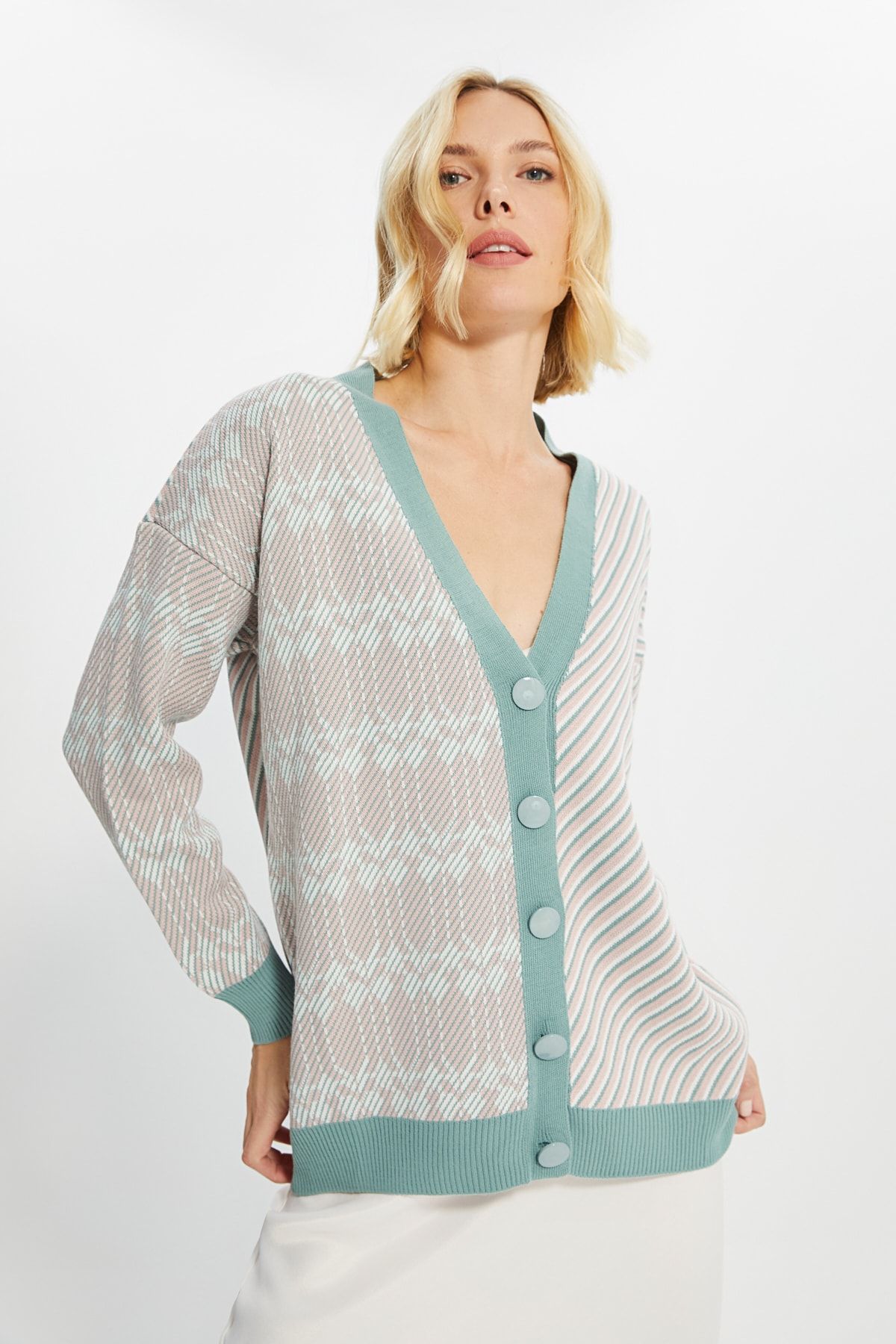 TRENDYOLMİLLA Mint Jakarlı Oversize Triko Hırka TWOAW22HI0753