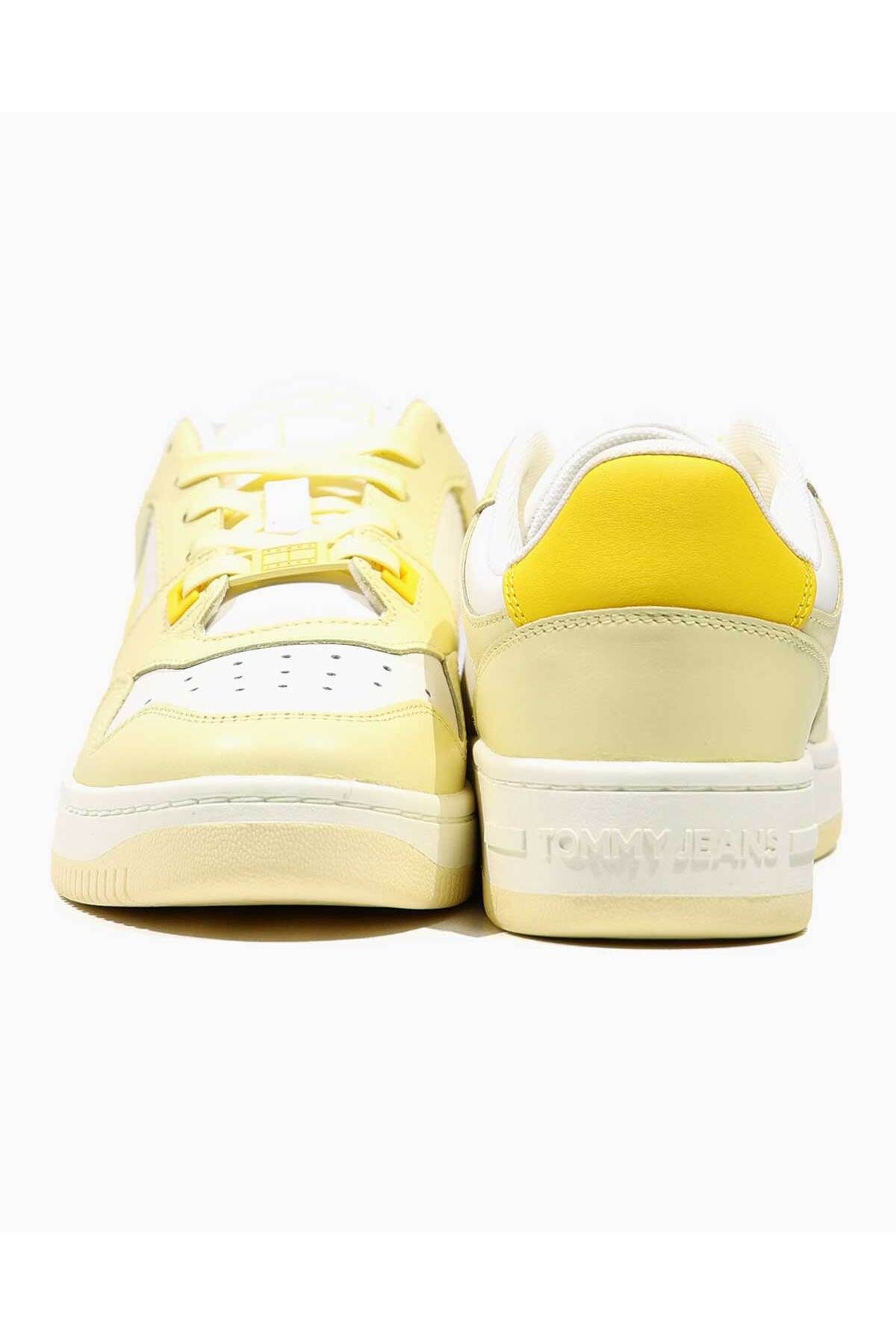 Retro Basket Tonal Logo Sneakers