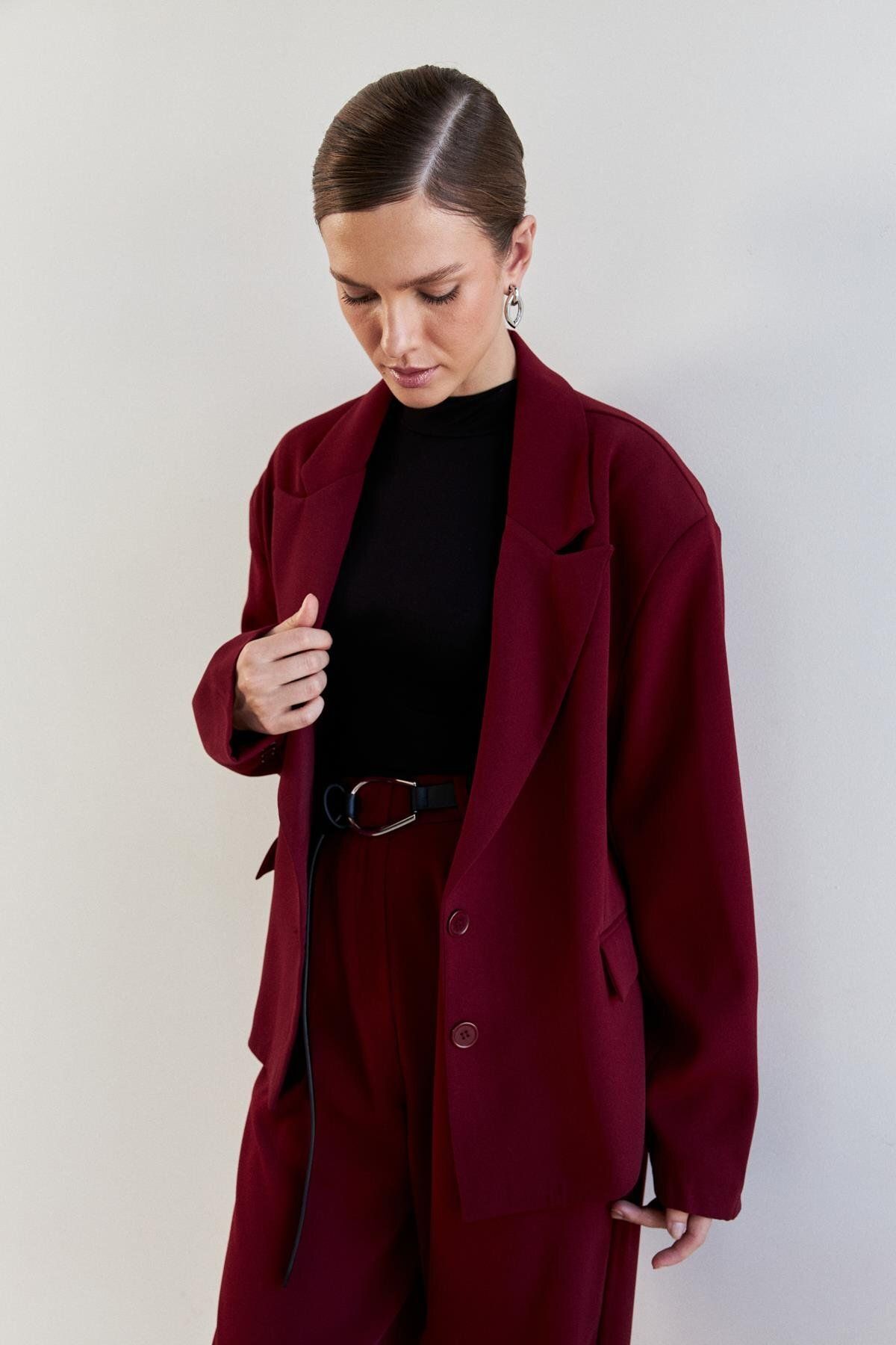 Oversize Vatkalı Bordo Kadın Blazer Ceket