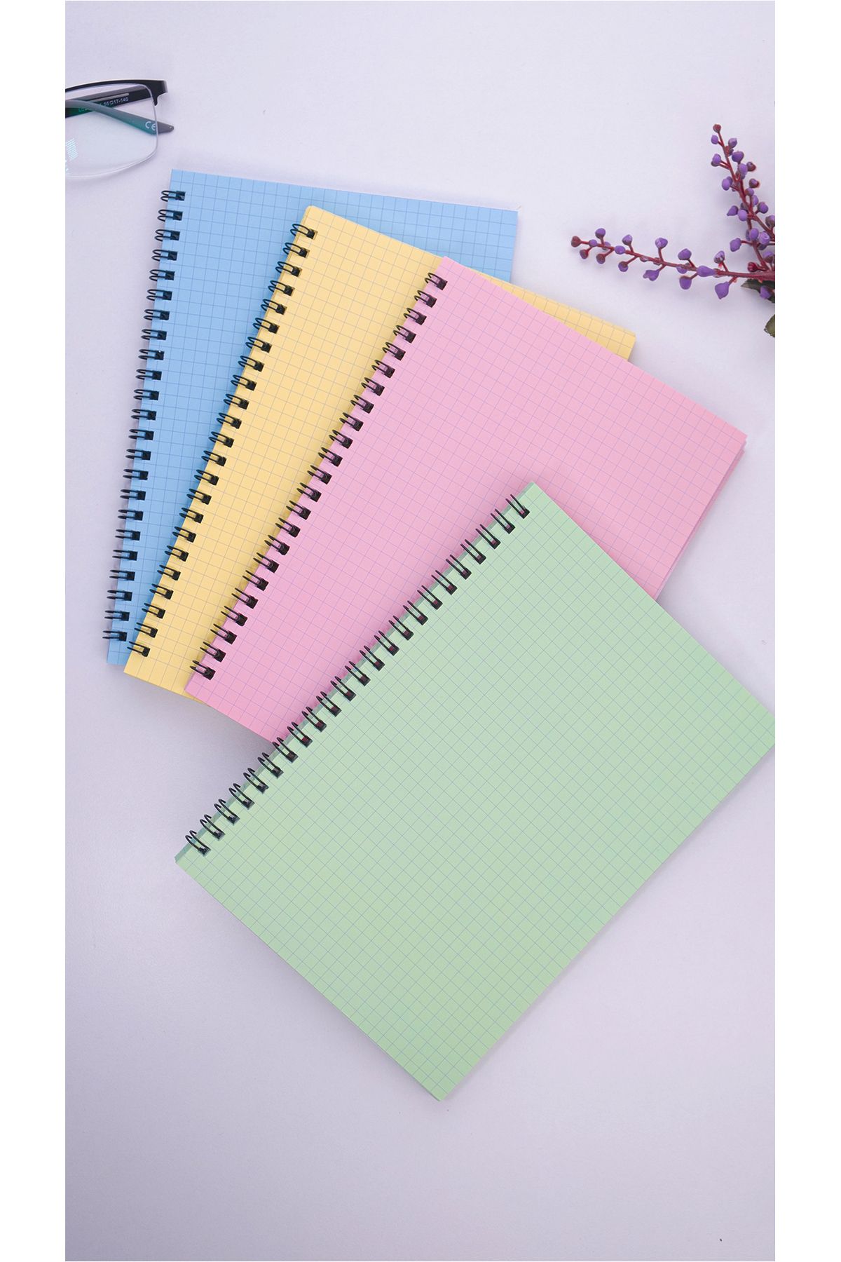 A5 Spiralli Okul Defteri 50 Yaprak 100 Sayfa 4'lü Set - Kareli Defter - Renkli Defter