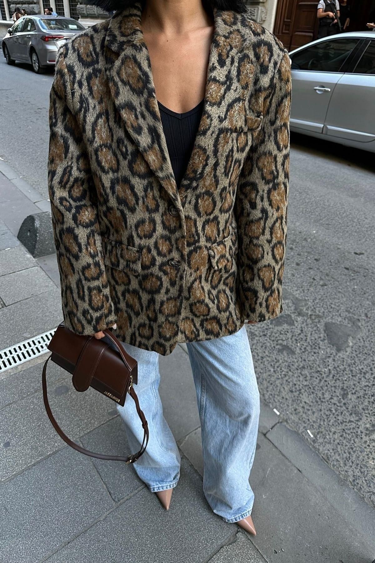 Leopar Desen Kaşe Oversize Kadın Blazer Ceket