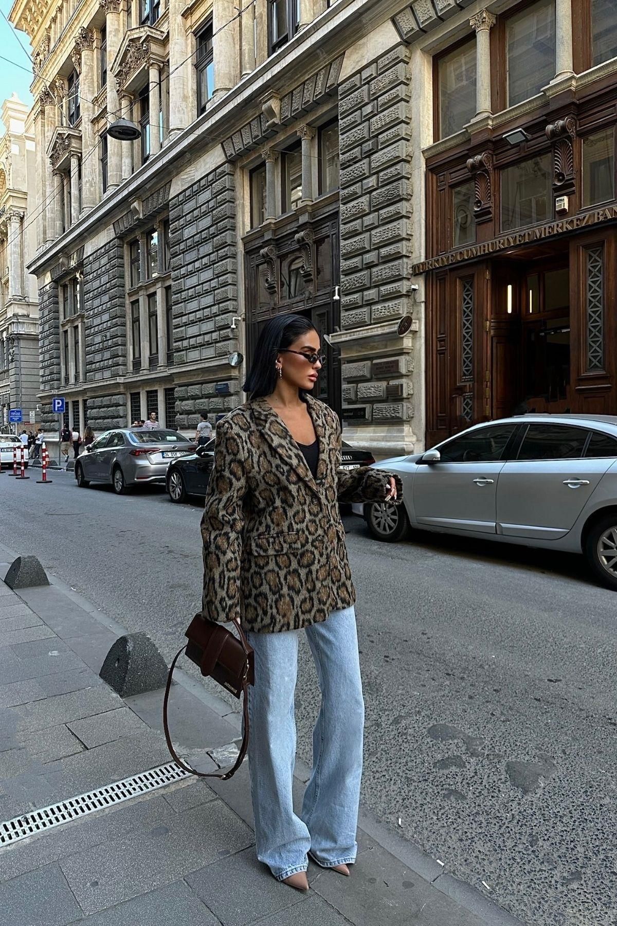 Leopar Desen Kaşe Oversize Kadın Blazer Ceket