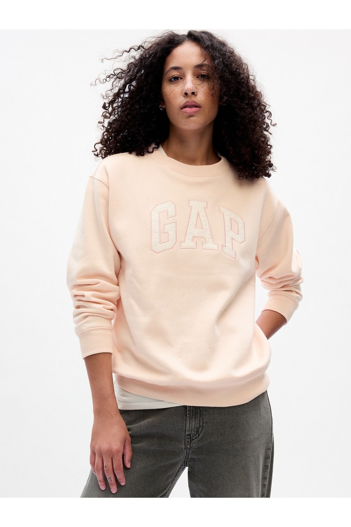 Kadın Açık Pembe Gap Logo Fleece Sweatshirt