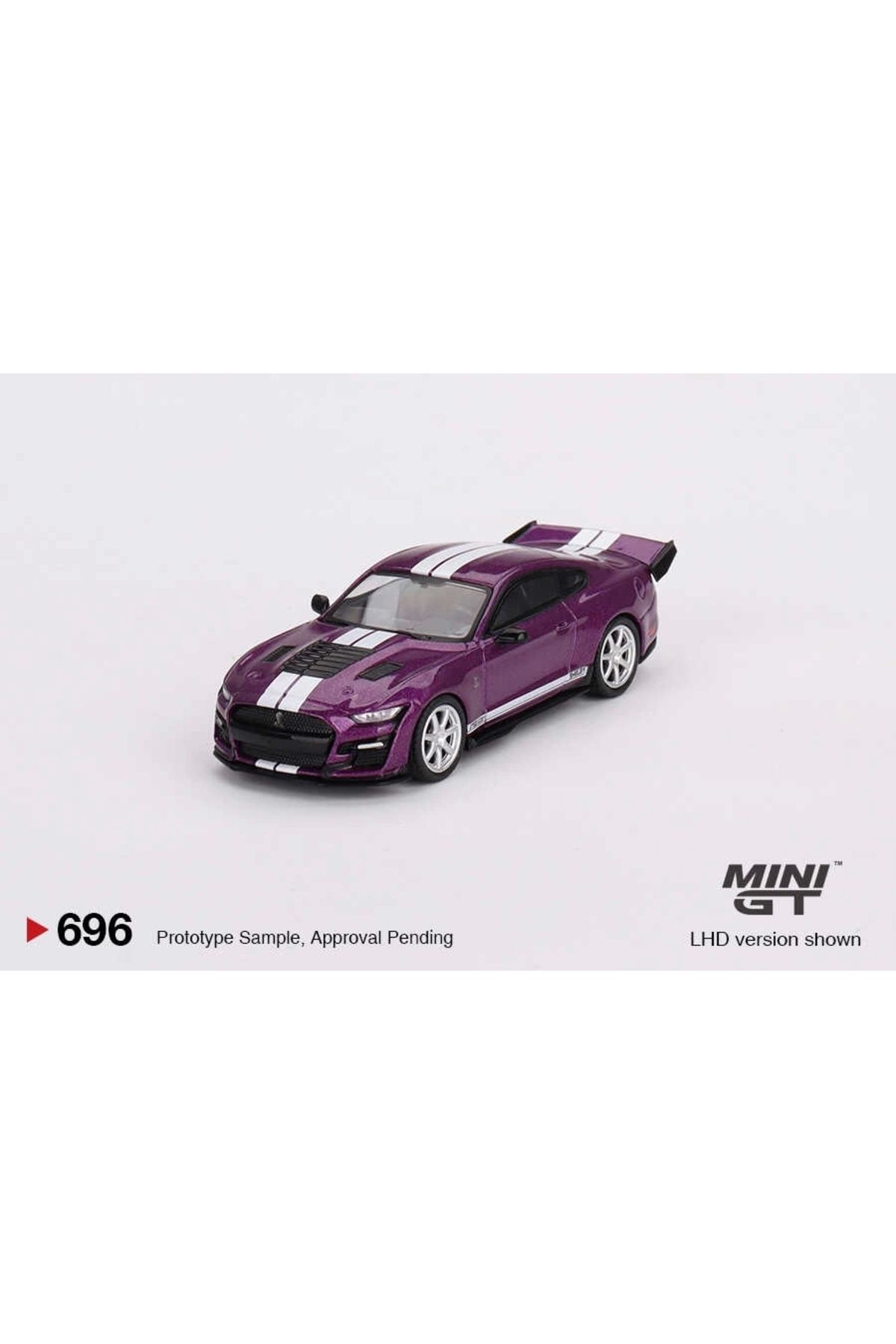 mini gt 1/64 Shelby Gt500Dragon Snake Concept...