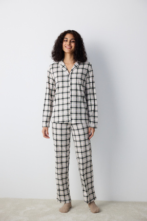 Düğmeli Pamuklu Alia Gri Gömlek Pantolon Pijama Takımı Image 0