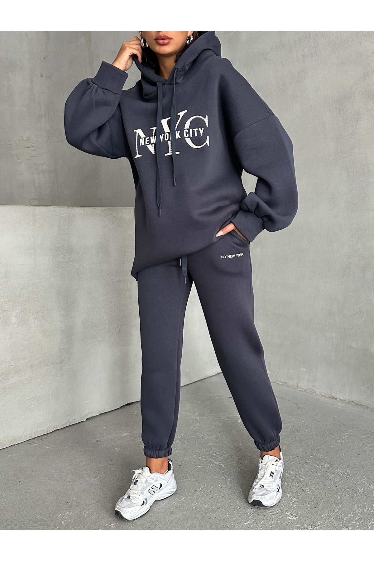 TKM-03631 Füme New York City Kabartma Baskılı Salaş Kapüşonlu Sweatshirt Jogger Eşofman İkili Takım