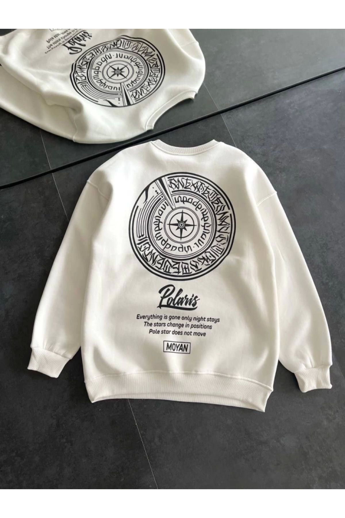 Kışlık Bisiklet Yaka Ön Ve Arka Baskılı SweatShirt - Beyaz