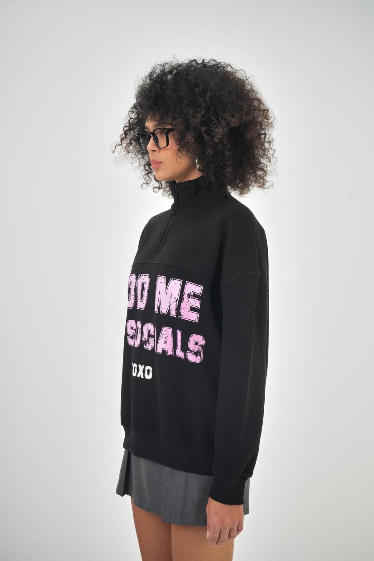 Kadın Add Me On Social Oxxo Yazılı Fermuar Detaylı Oversize Sweatshirt