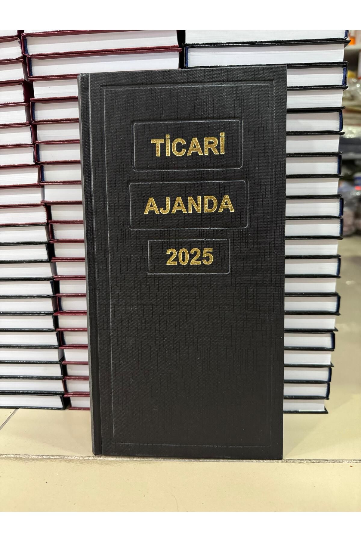 EKM 17X33 CİLT BEZLİ TİCARİKASA AJANDASI 2025