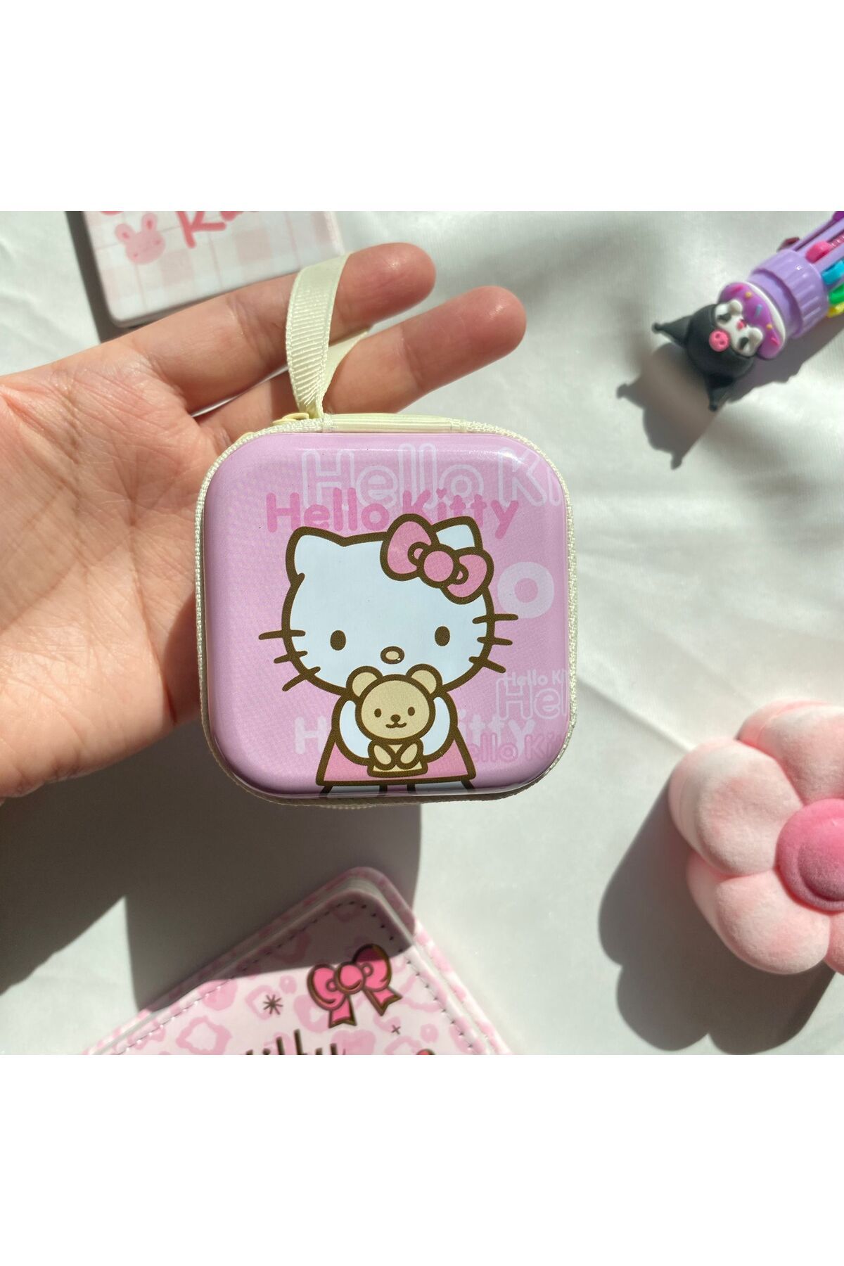 Hello Kitty Ayıcık Metal Kutu Anahtarlık ve Cüzdan