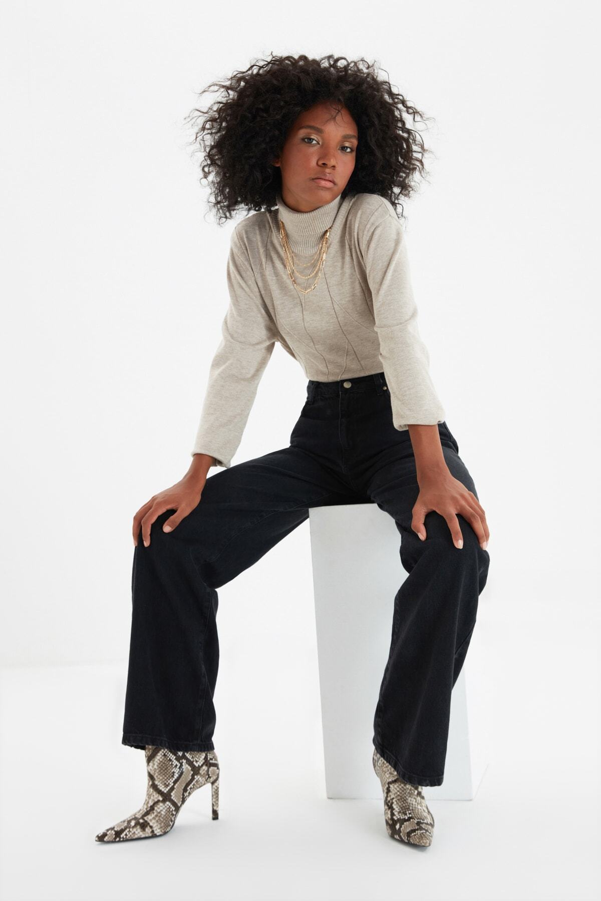 TRENDYOLMİLLA Siyah Yüksek Bel Wide Leg Jeans TWOAW21JE0099