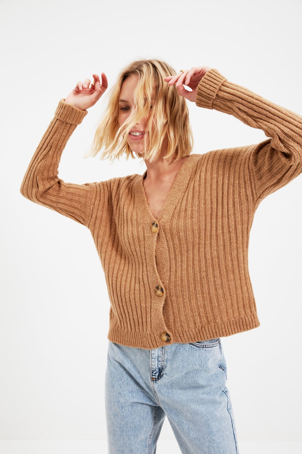 TRENDYOLMİLLA Camel Fitilli Triko Hırka TWOAW21HI0293