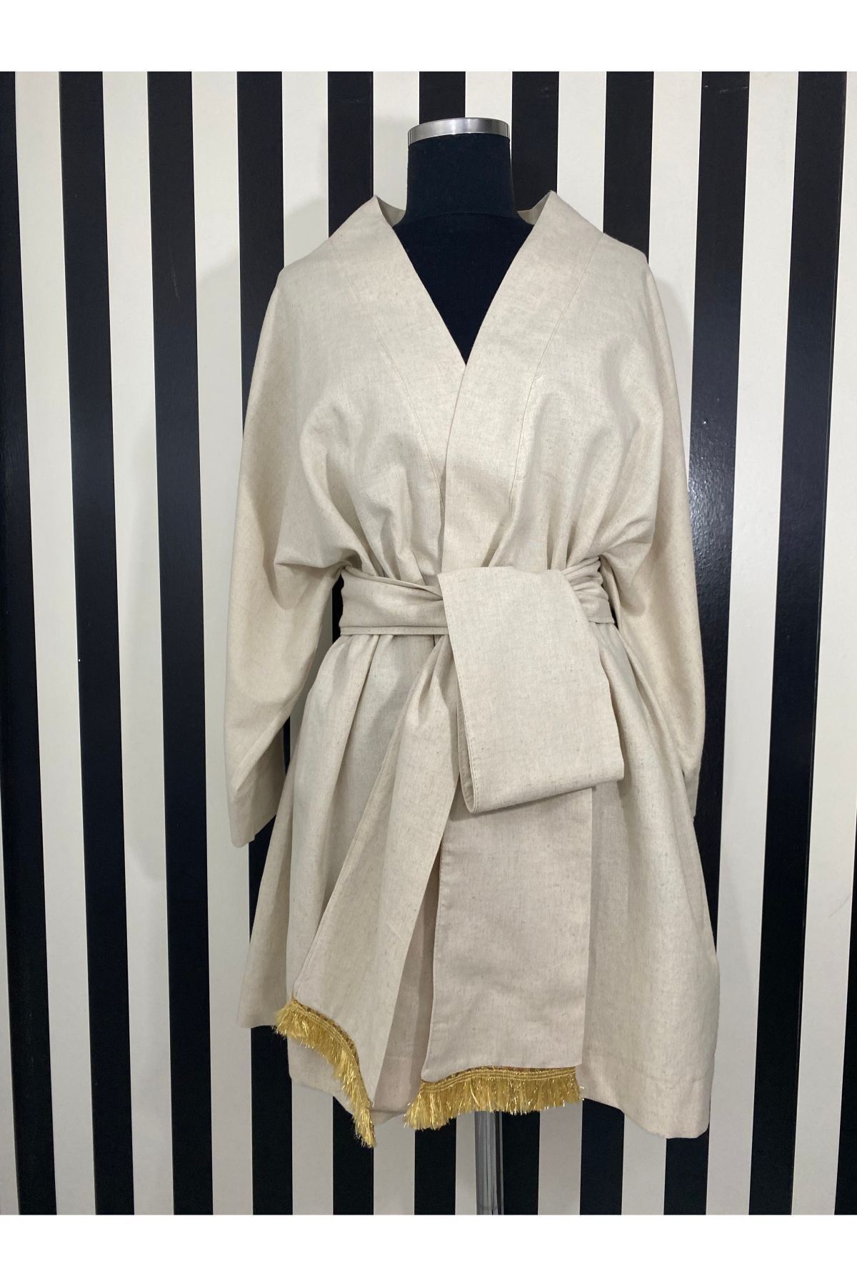 Senem Neyiş Özel Tasarım Kuşaklı Kimono