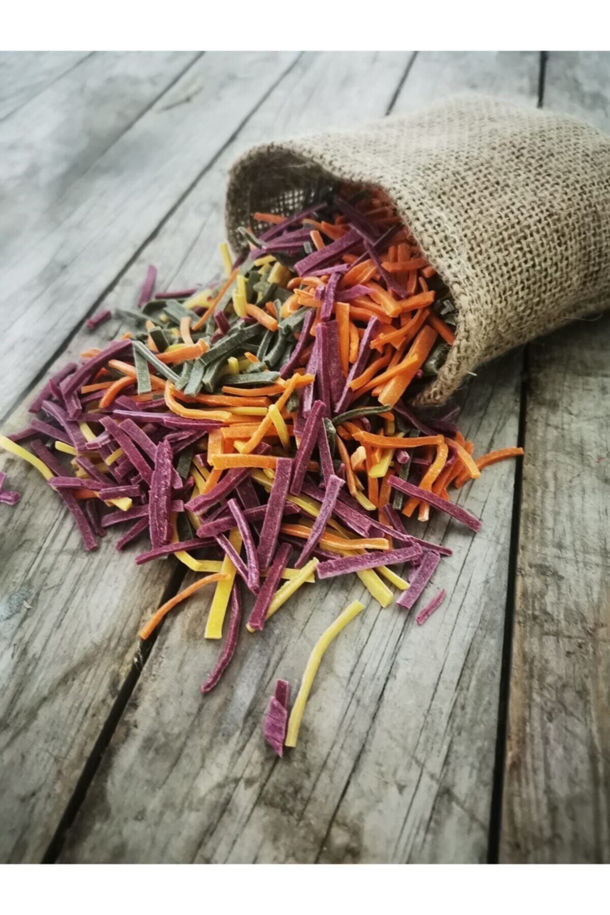 bibakmışsınkapında Karışık Sebzeli Erişte (1 Kg)