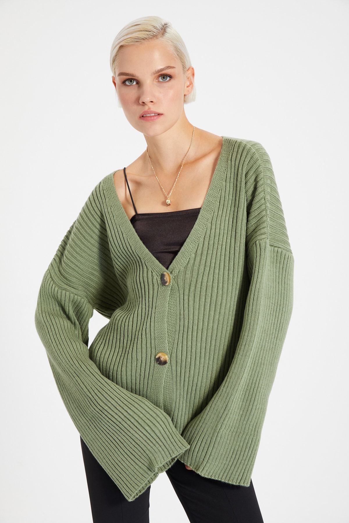 TRENDYOLMİLLA Mint Düğmeli Fitil Örgülü Triko Hırka TWOAW22HI0599