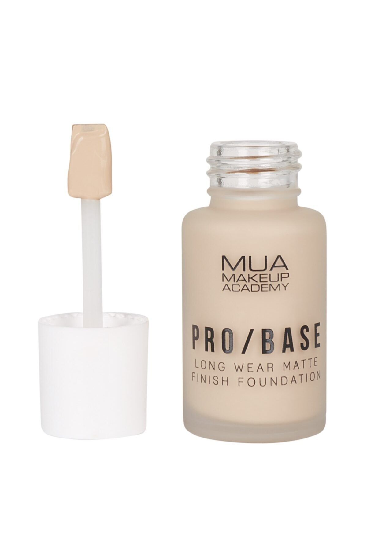 Make Up Academy Pro Base Mat Fondöten - 110