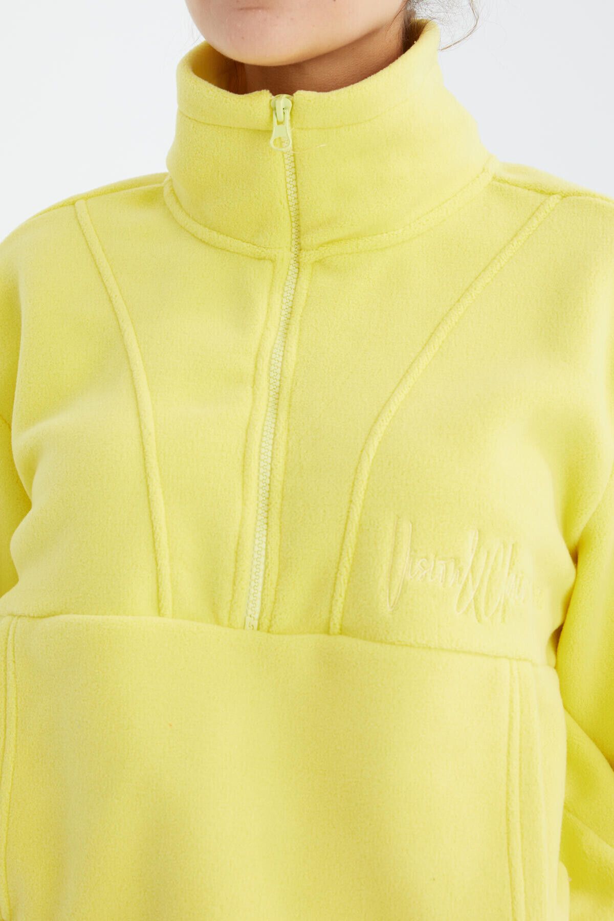 Limon Yarım Fermuar Etek Ucu Büzgülü Kadın Polar Oversize Sweatshirt - 97171