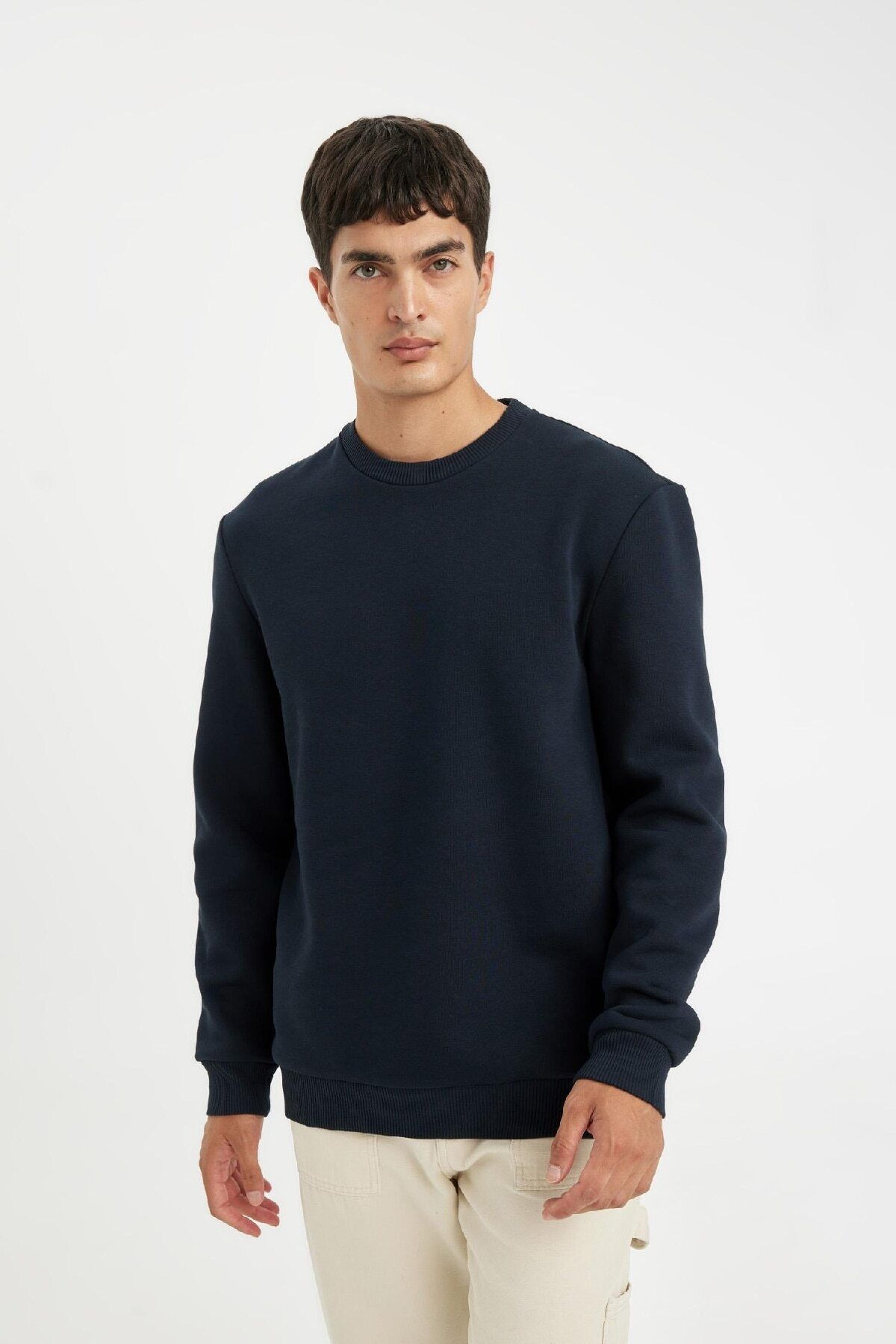 Lacivert 3 Iplik Pamuklu Şardonlu Içi Polarlı Regular Fit Bisiklet Yaka Kalın Sweatshirt D7876axns