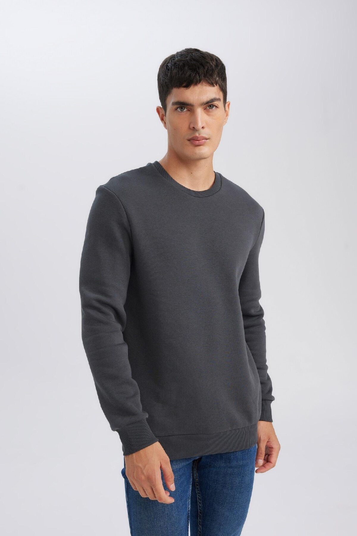 3 Iplik Pamuklu Şardonlu Içi Polarlı Regular Fit Bisiklet Yaka Kalın Sweatshirt D7876axns