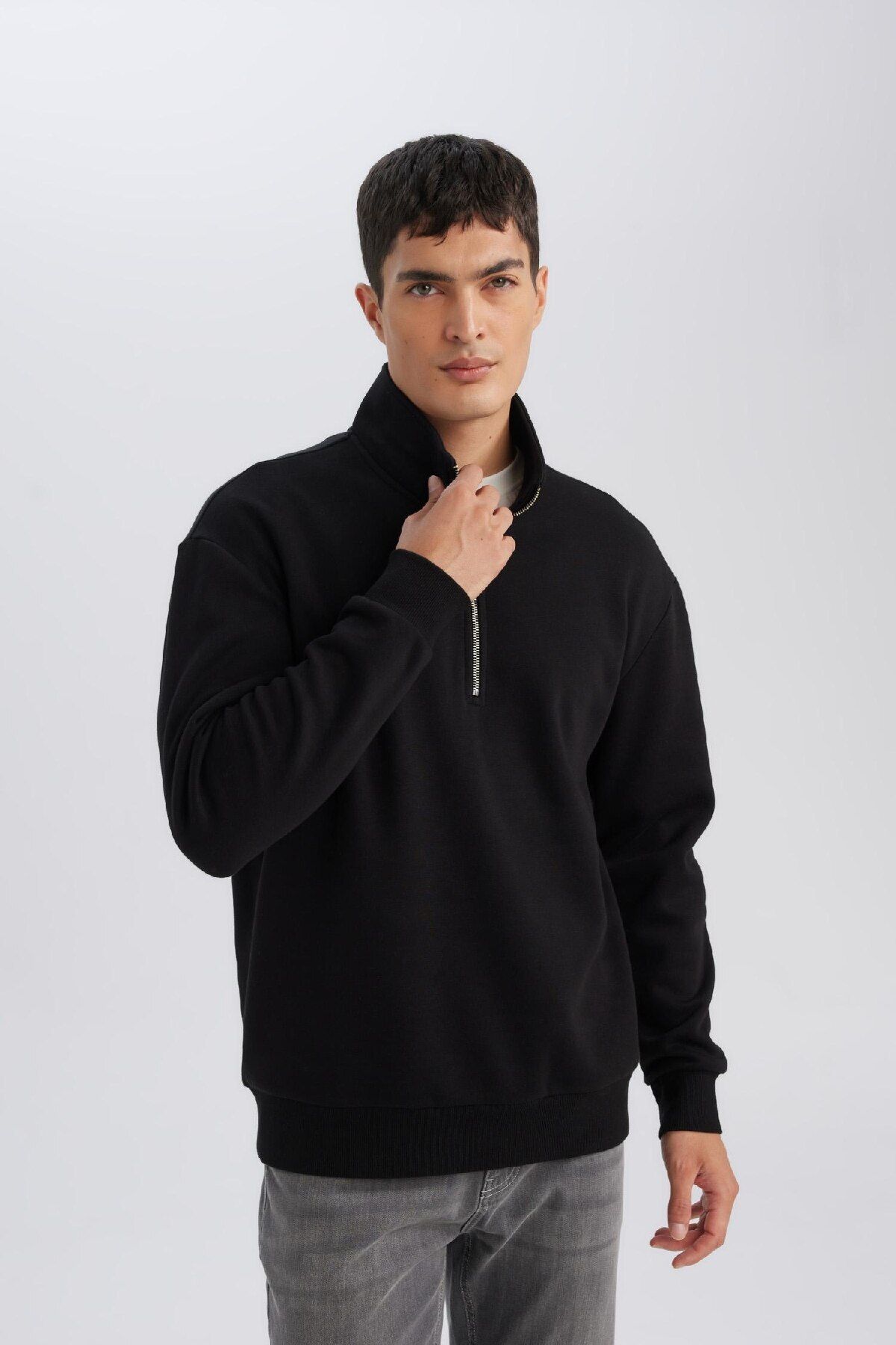 Erkek Siyah 3 Iplik Pamuklu Şardonlu Içi Polarlı Regular Fit Dik Yaka Fermuarlı Kalın Sweatshirt