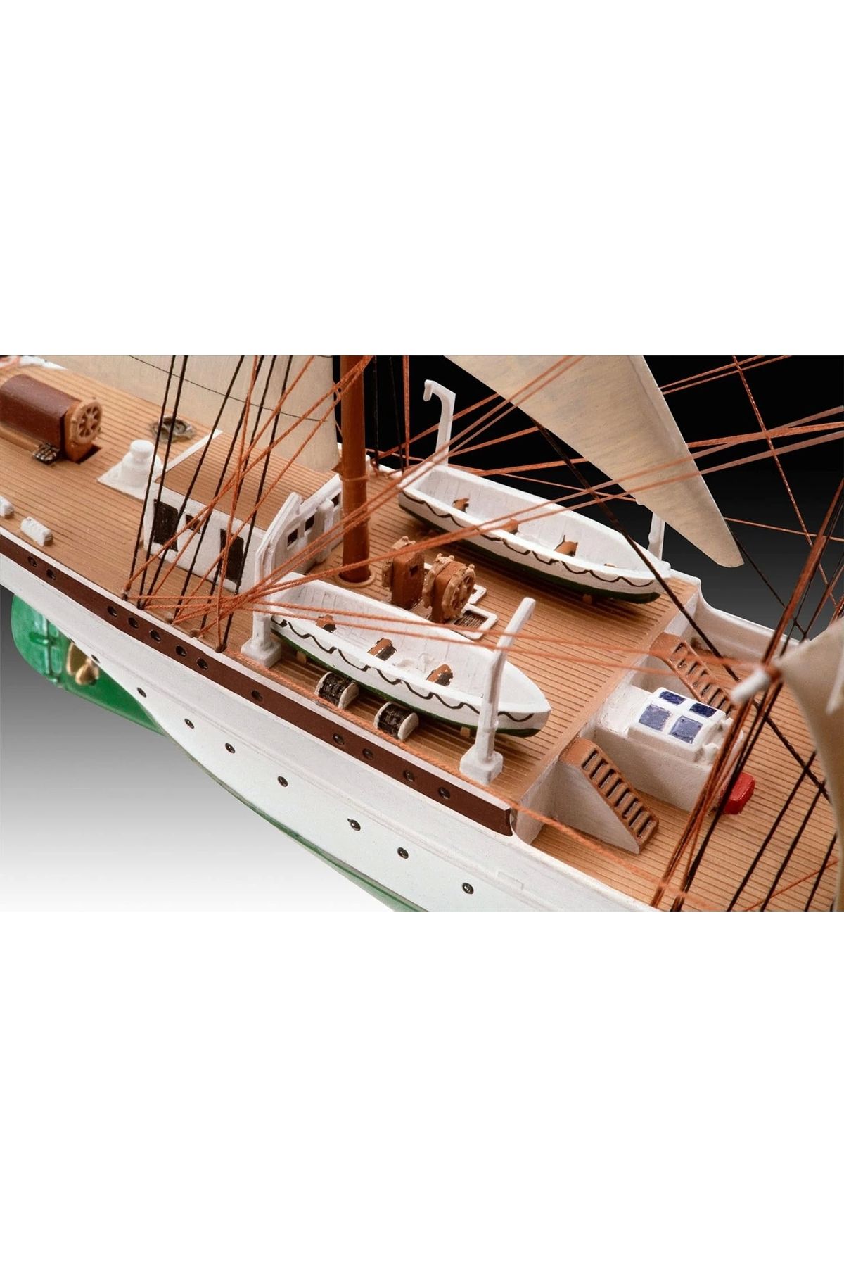 Maket Model Kit Gemi Gorch Fock 05432