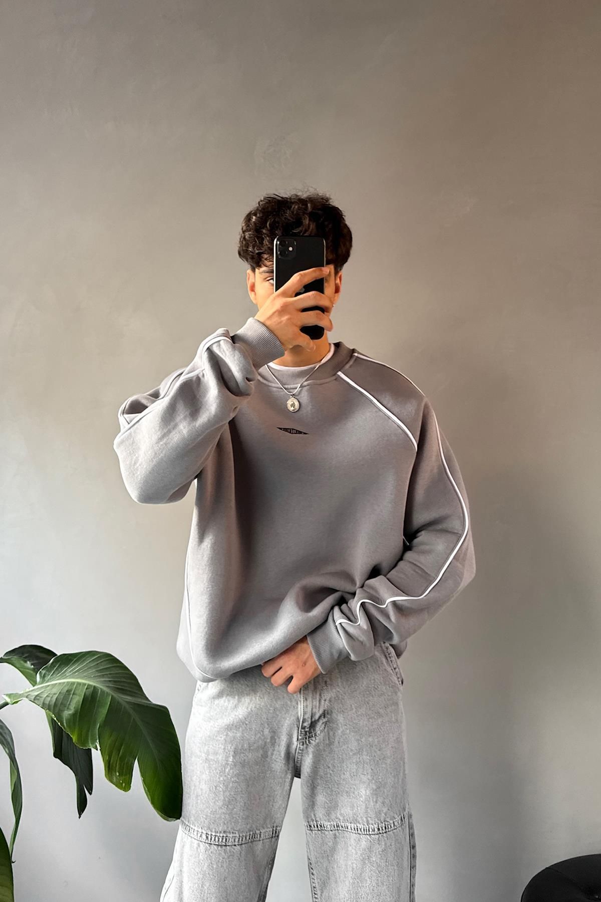 Minimal Nakışlı Bisiklet Yaka Füme Sweatshirt