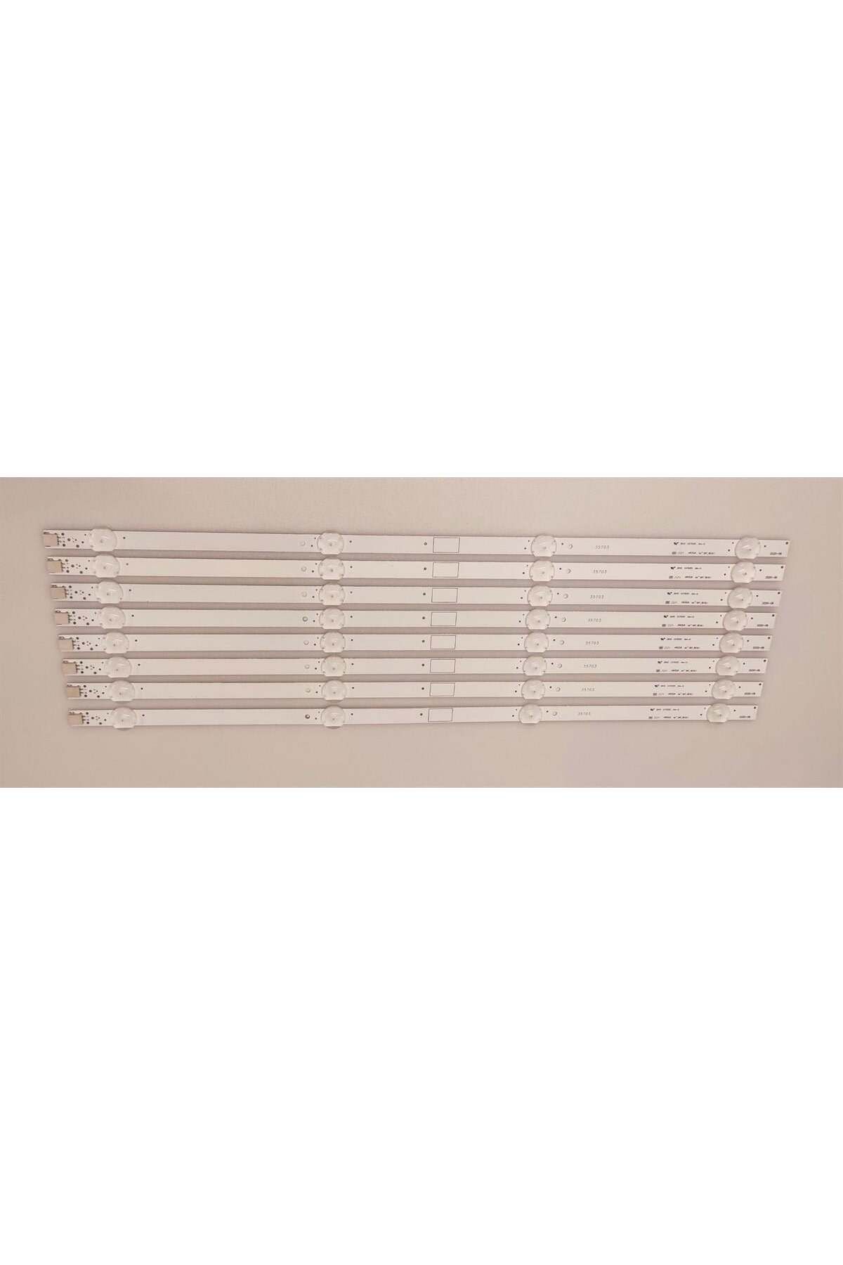 Tesa Grundıg Moskova 49 CLX7820 BP Led Bar