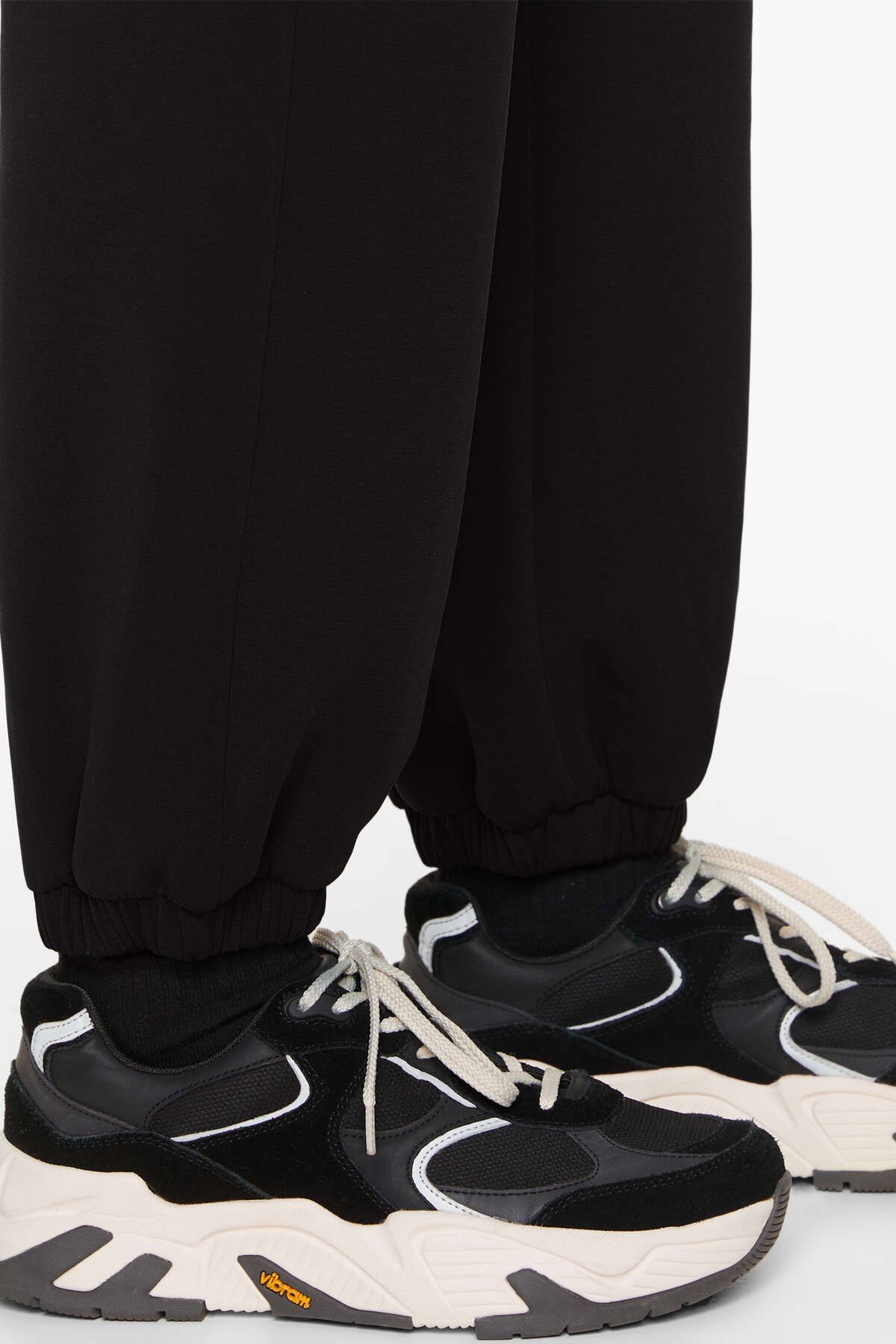 Brushed modal içeren jogger pantolon