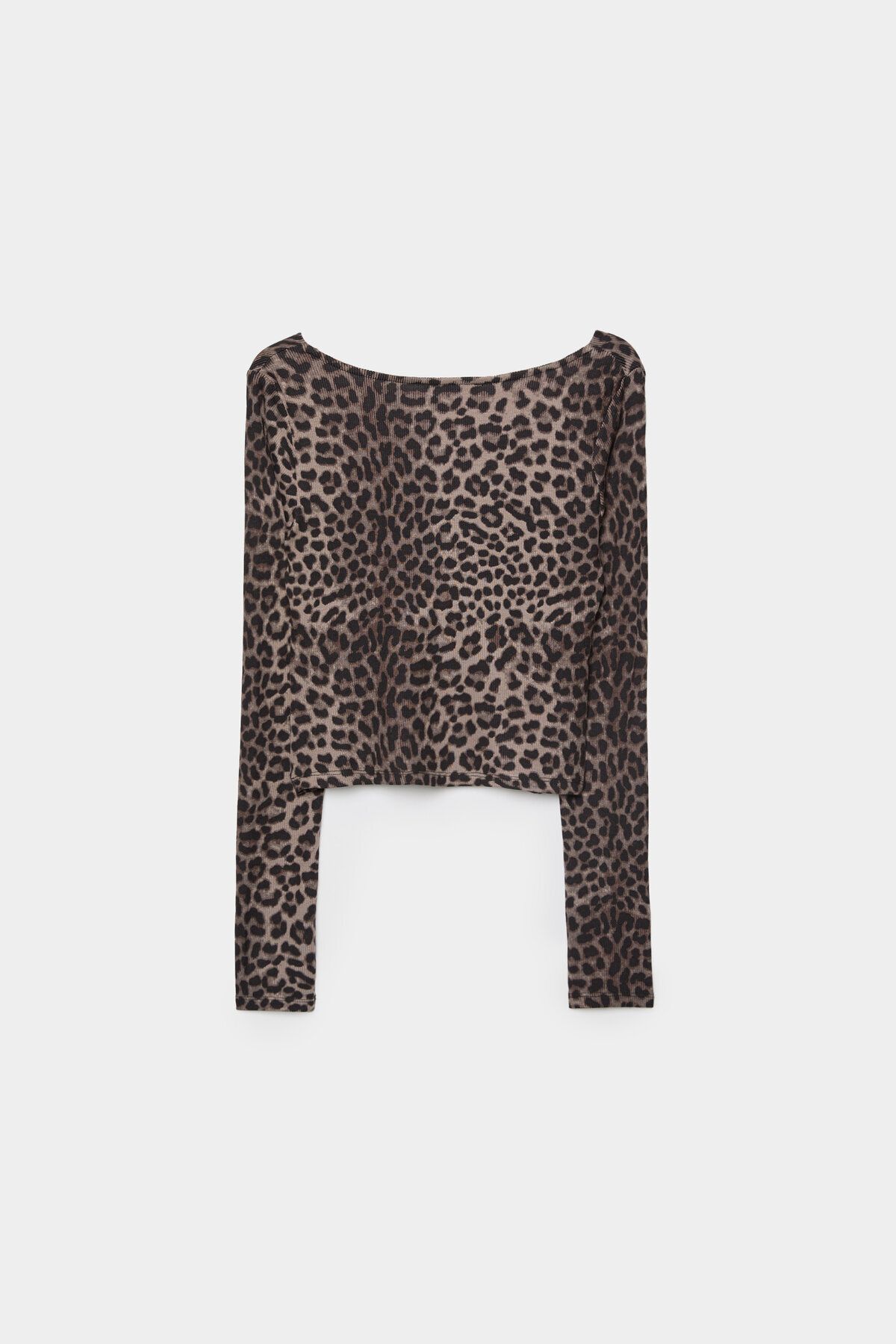 Drapeli ve leopar desenli t-shirt