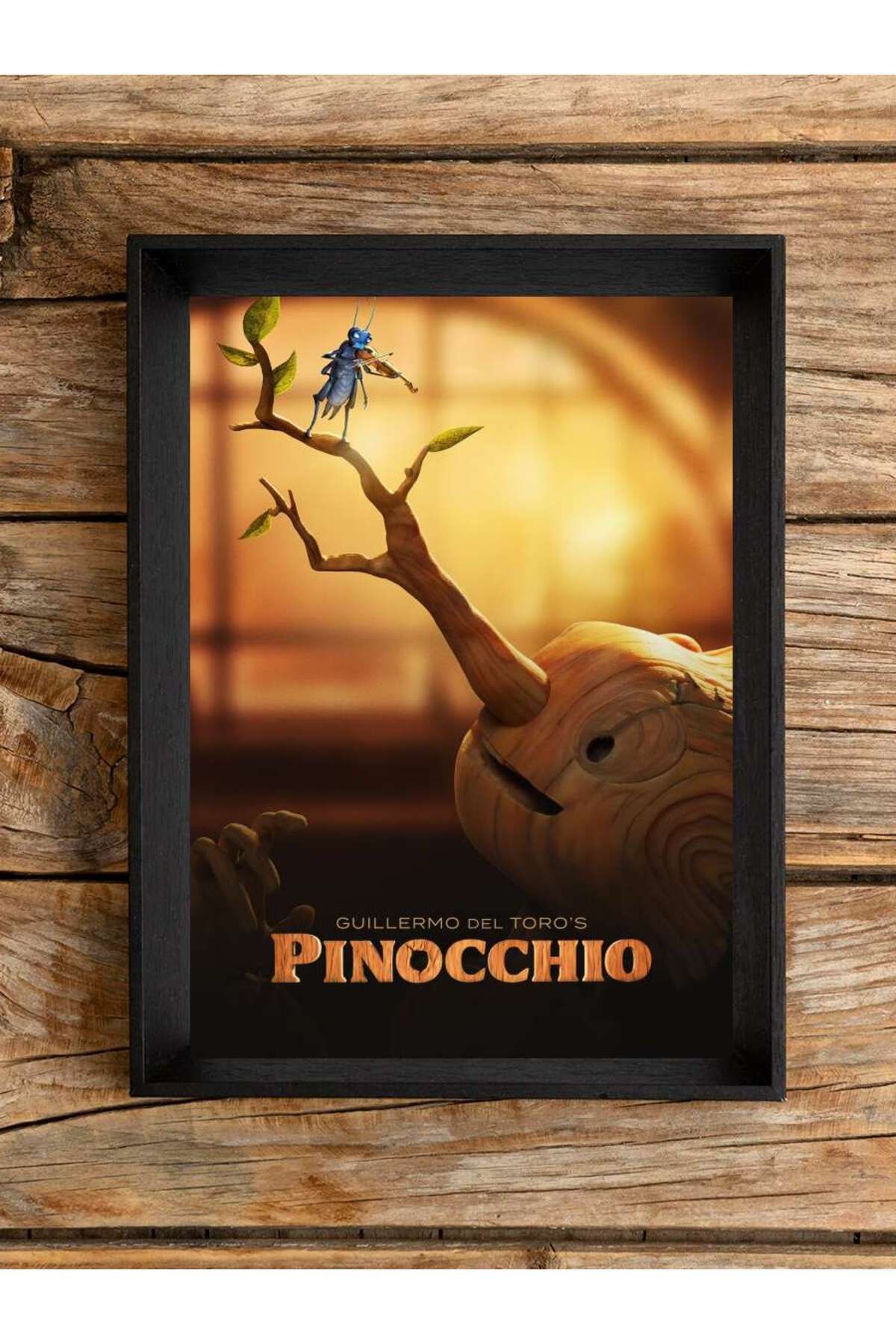 Guillermo del Toro sunar: Pinokyo - Guillermo del Toro's Pinocchio Çerçeveli Film Poster Tablo